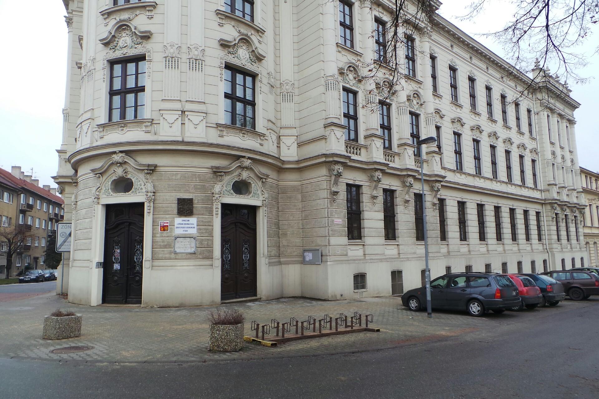 Střední odborná škola zdravotnická Vyškov, Komenského