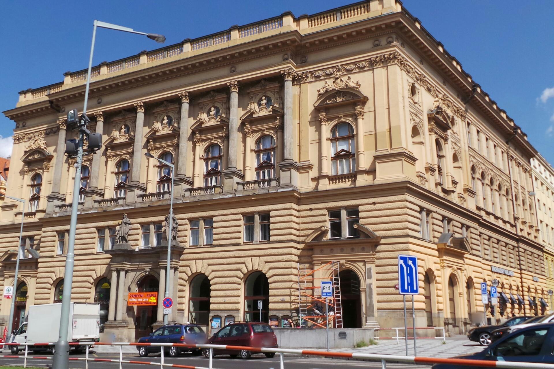 Robert Řezníček - notář