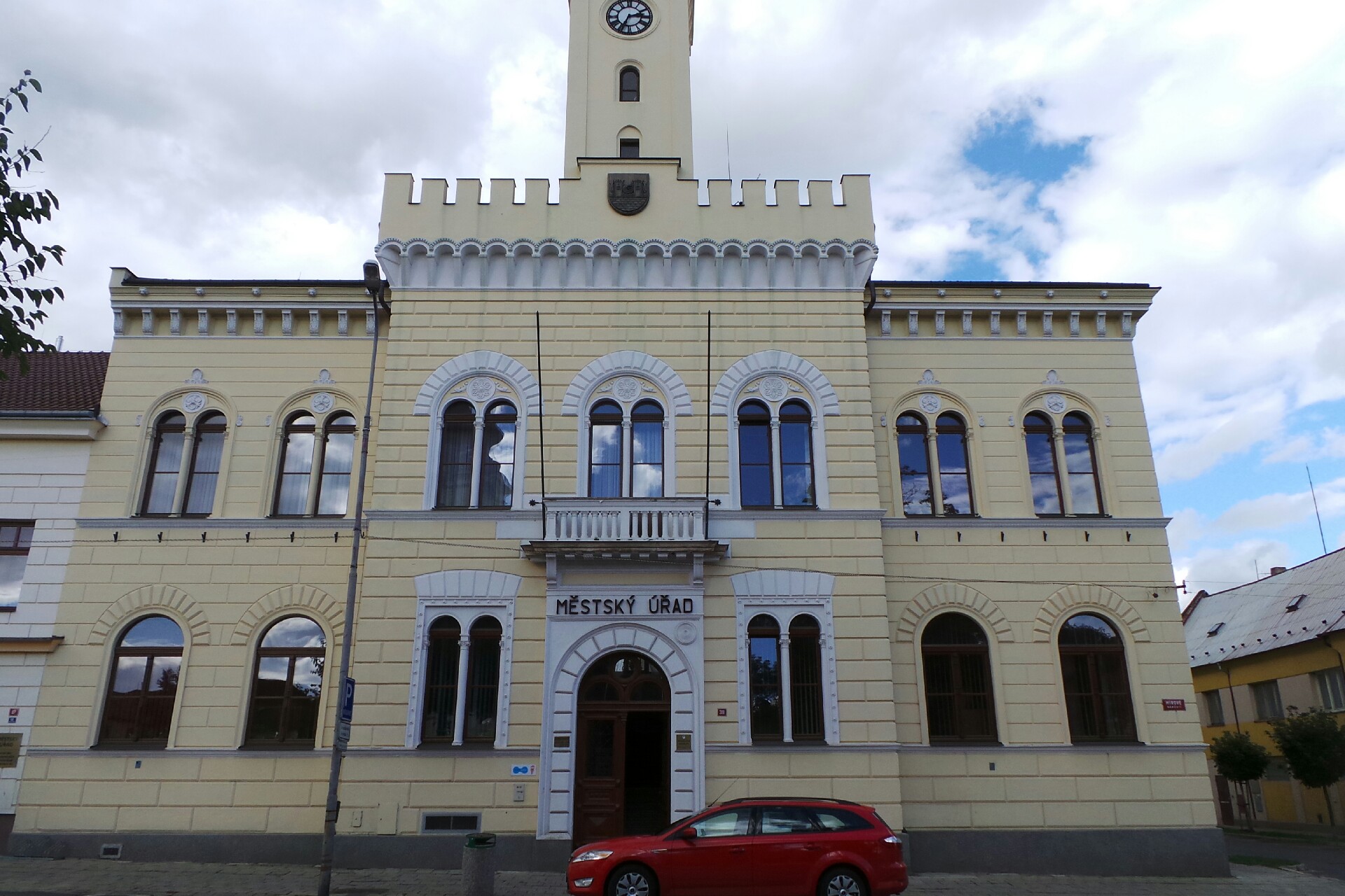 MÚ Postoloprty - Ekonomický odbor