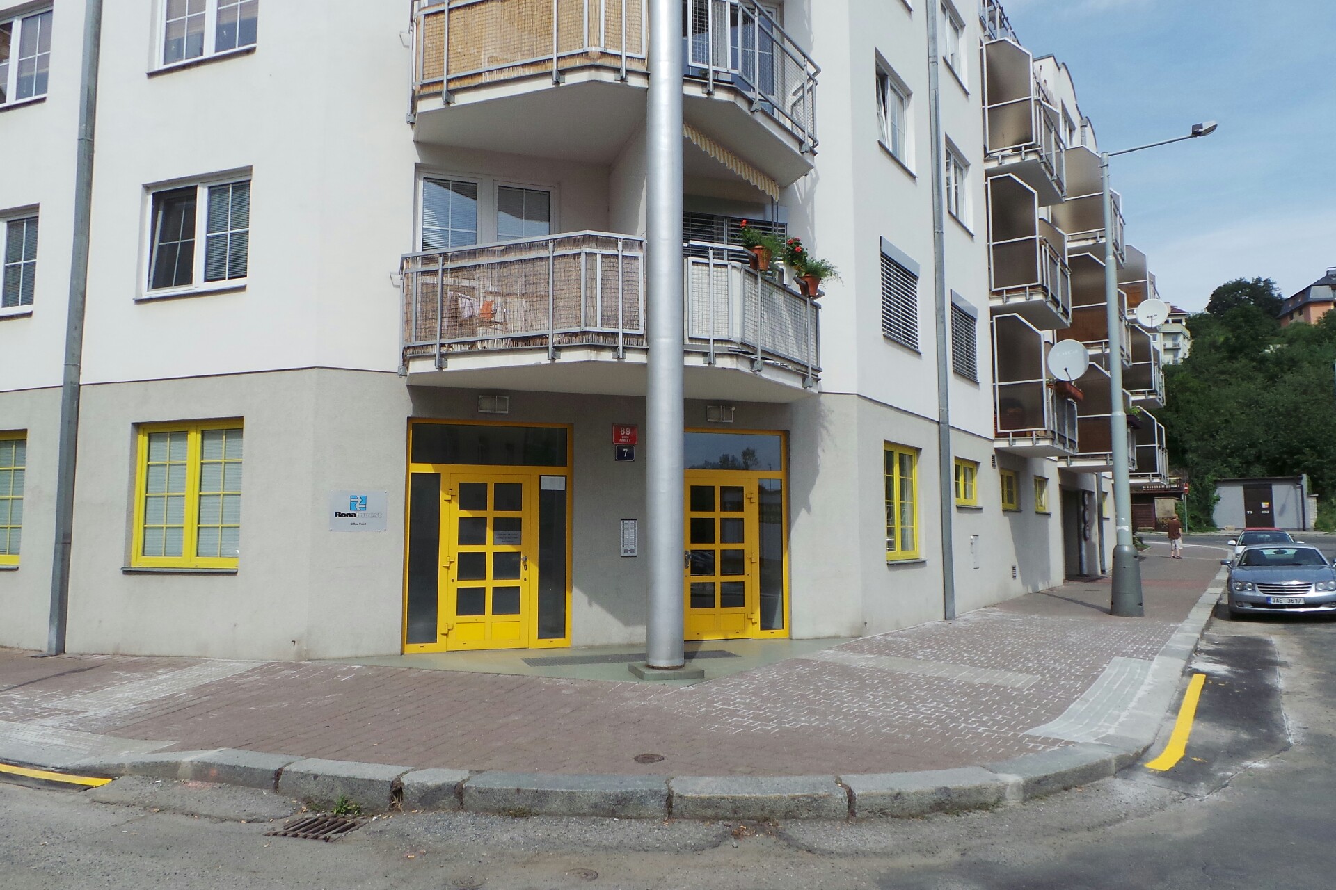 RONA INVEST, spol. s r.o.