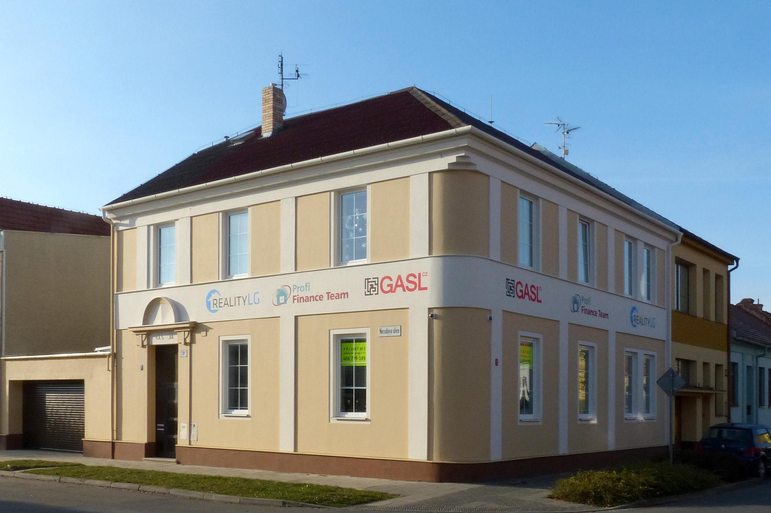 Profi Finance Team, s.r.o.