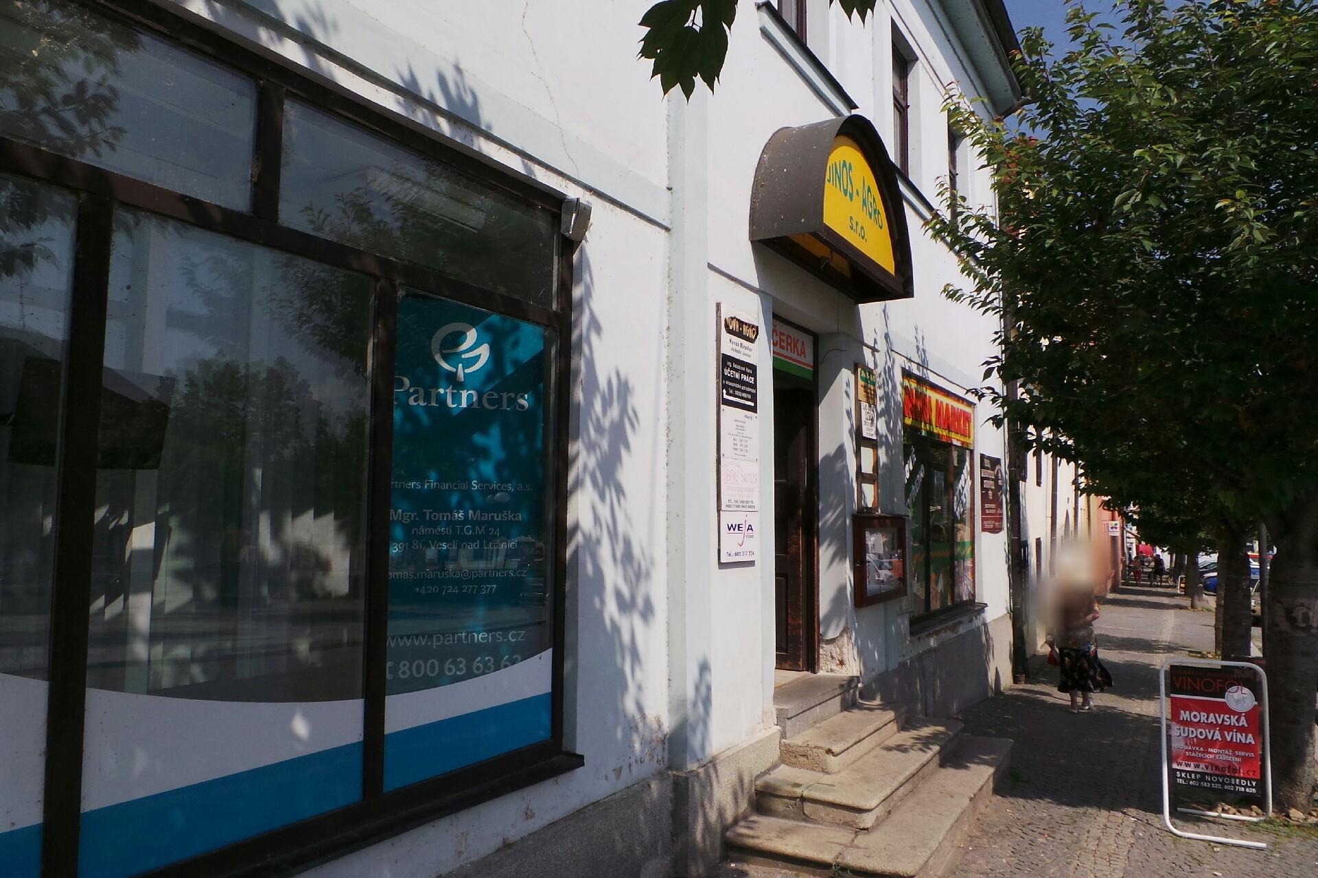 JINOS - AGRO, společnost s ručením omezeným