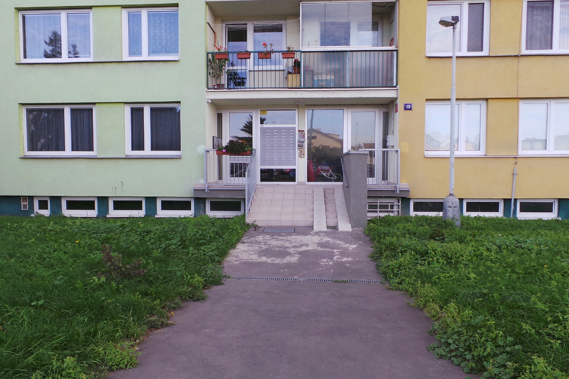 Klub přátel červneobílé hole