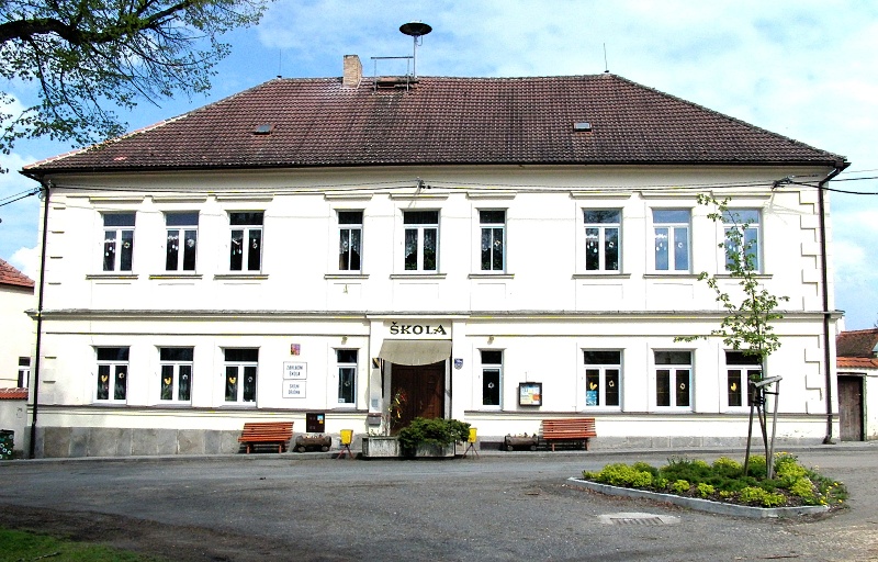 ZŠ Vrčeň foto 2