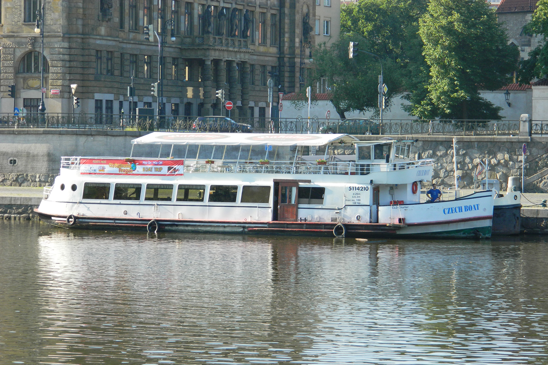 KJ TRADING Praha, s.r.o.