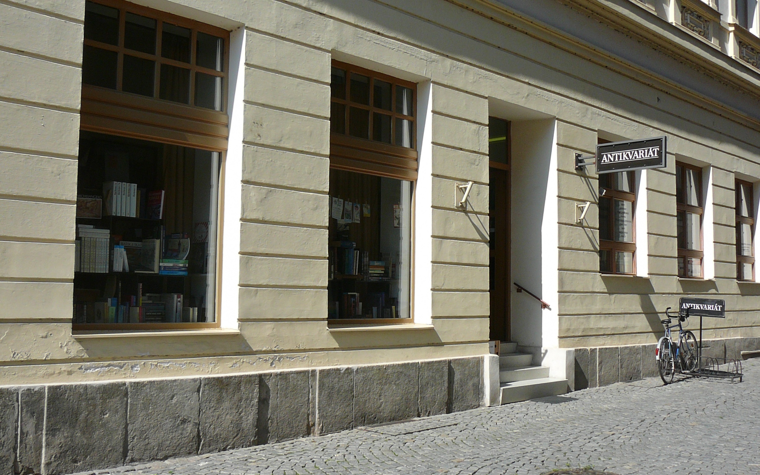 Antikvariat-sakar.cz foto 2