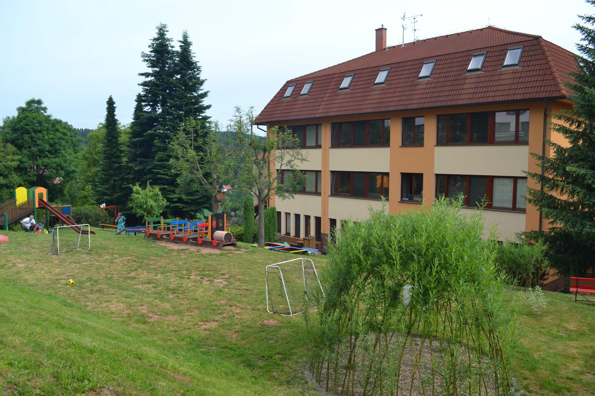 ZŠ a MŠ Pecka, okres Jičín