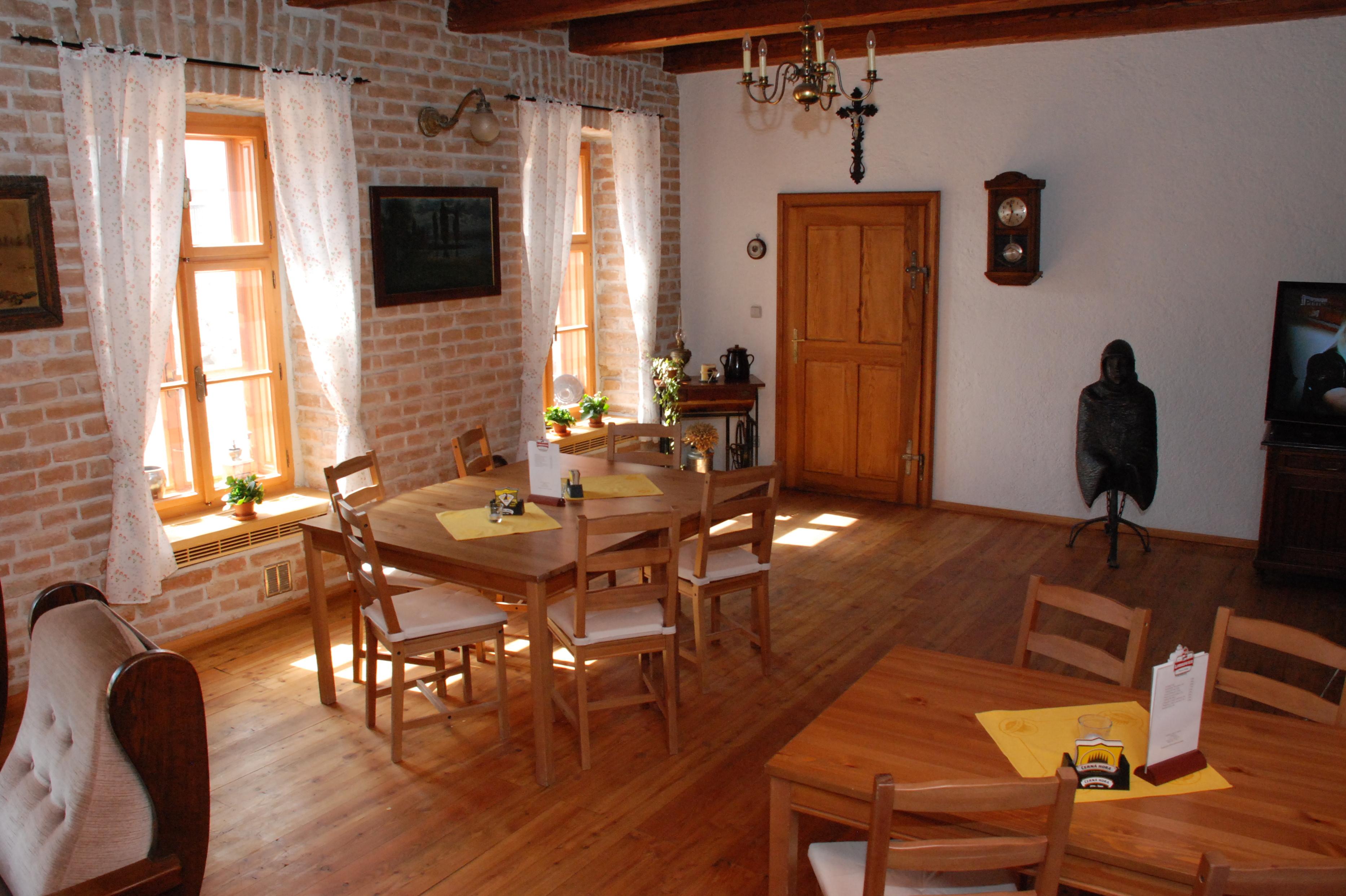 Hospoda Dvůr Honětice