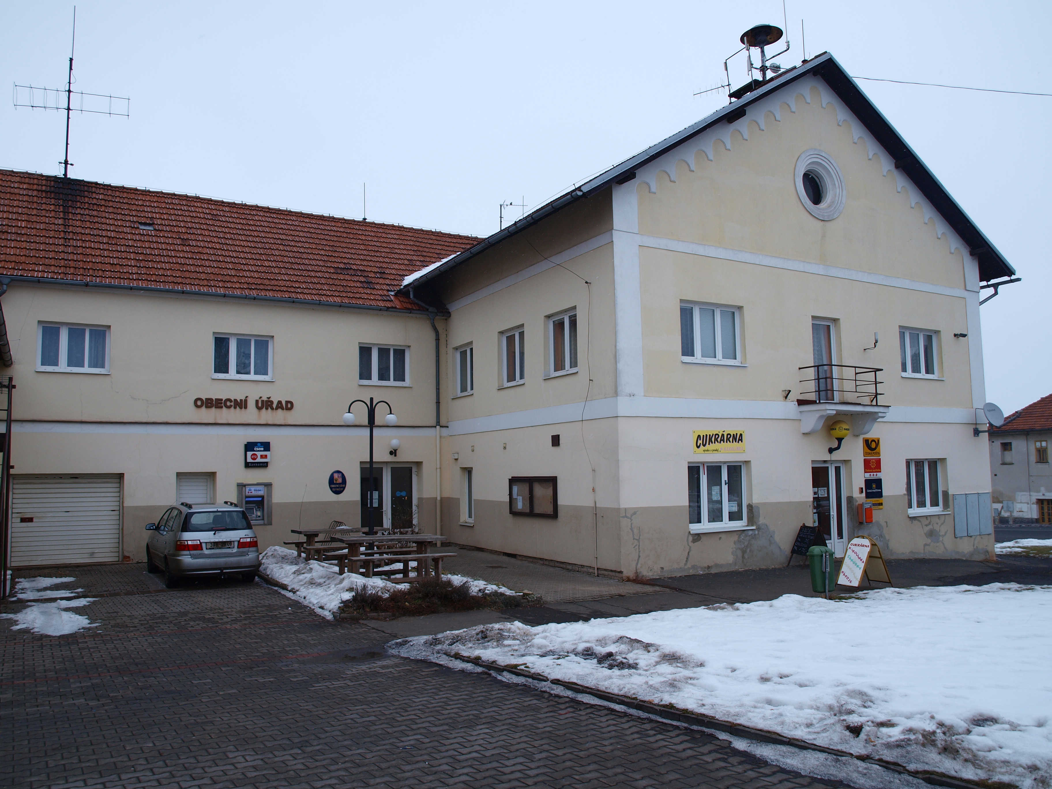 Řevničov - obecní úřad foto 2