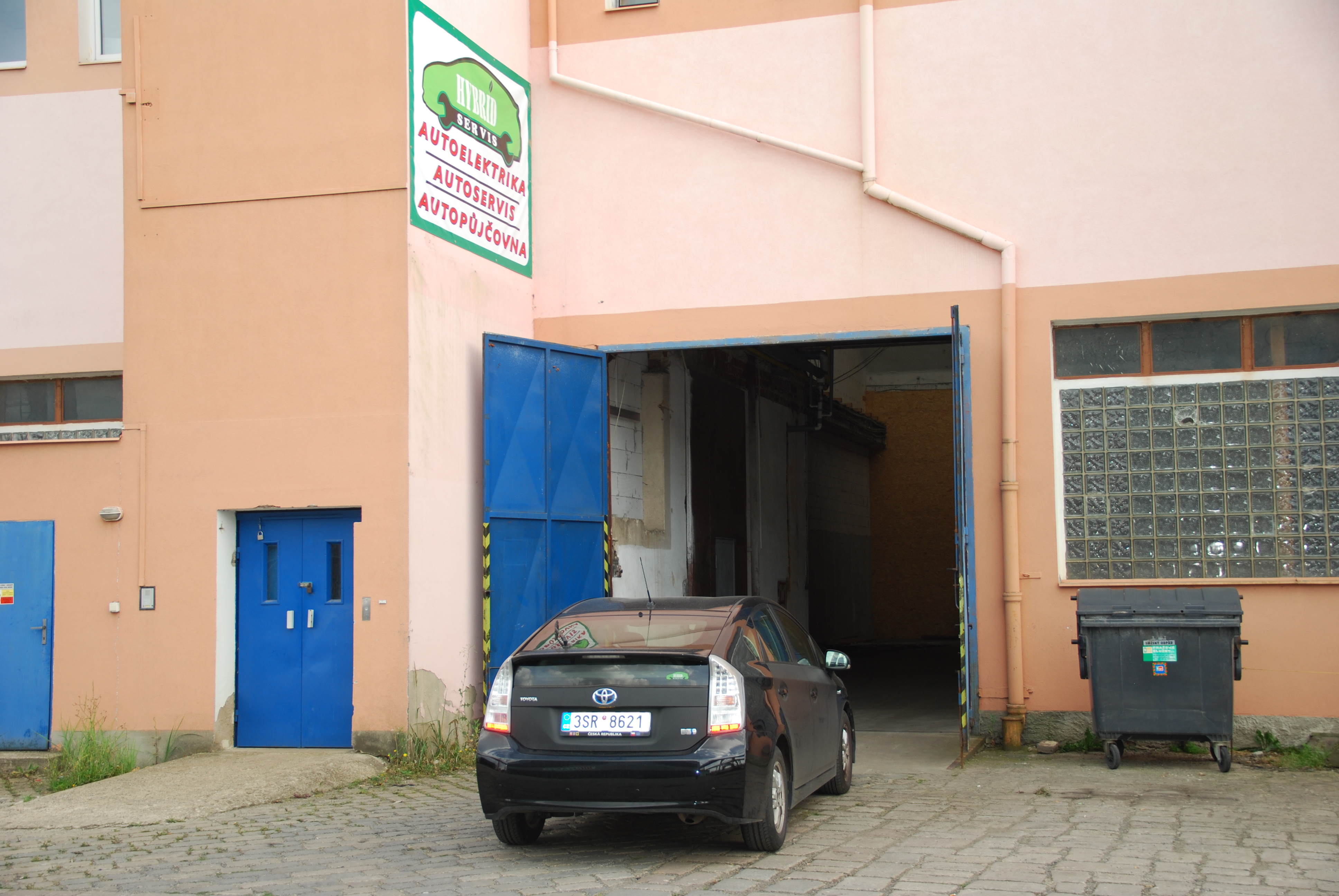 Hybrid servis