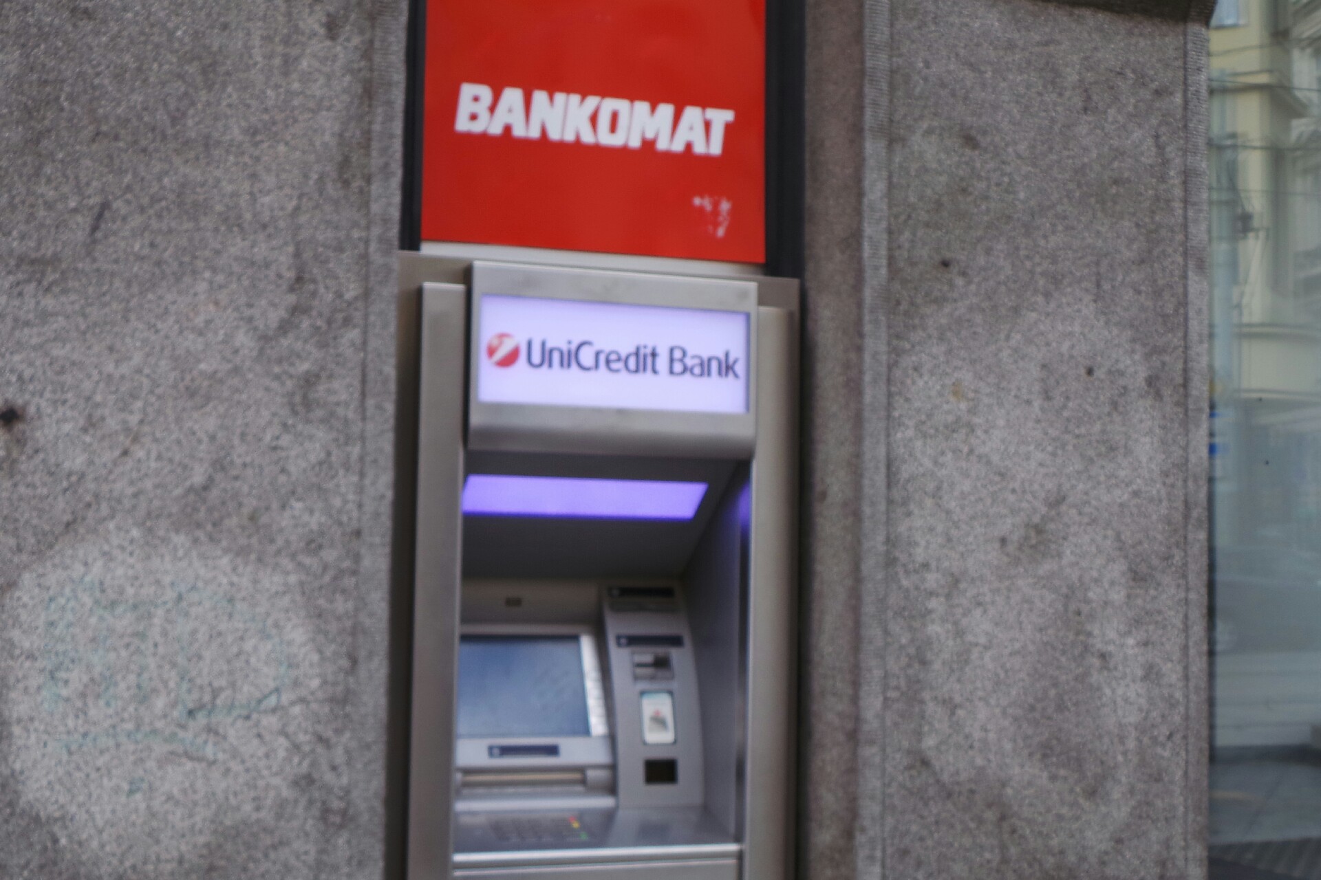 Bankomat UniCredit Bank Czech Republic