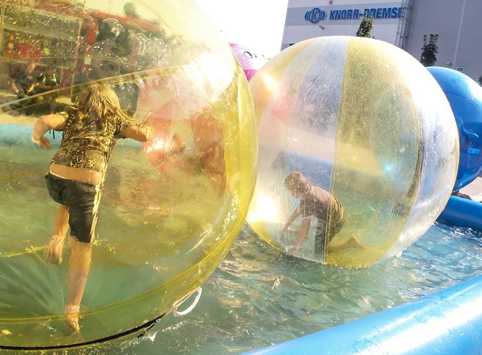 Skákací hrady a trampolíny Kostolnik foto 1
