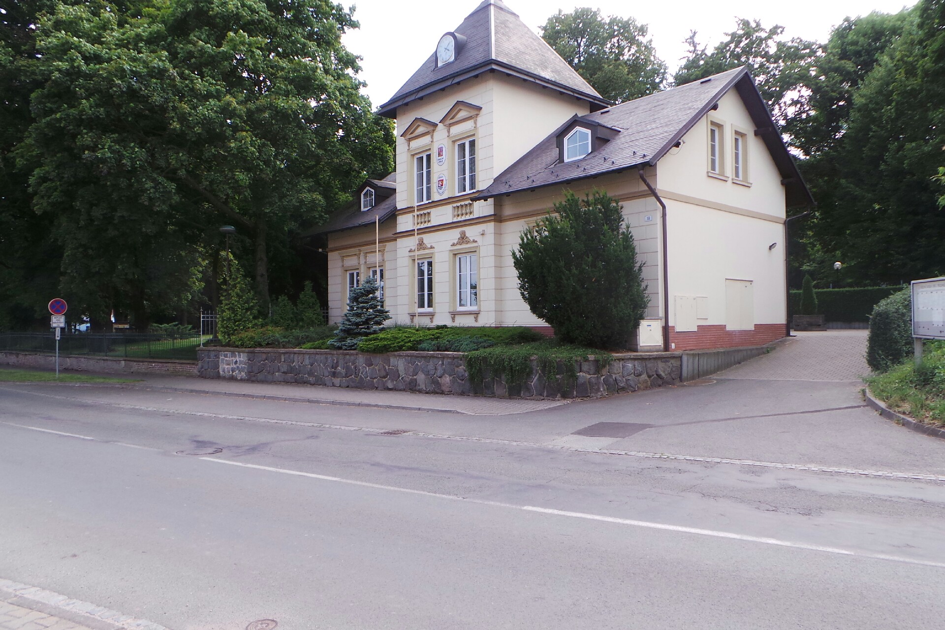 Předměřice nad Labem - obecní úřad