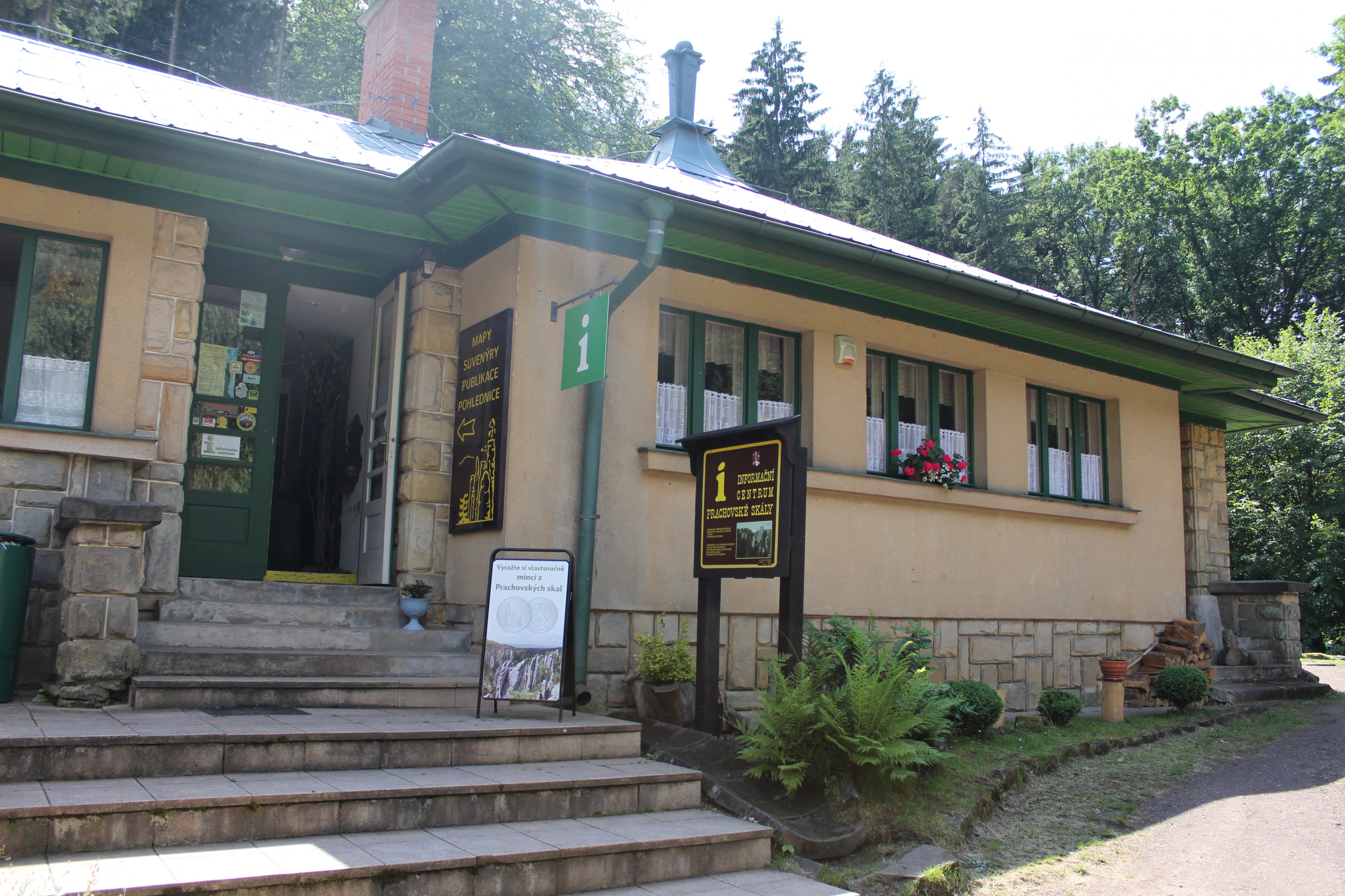 Informační centrum Prachovské skály