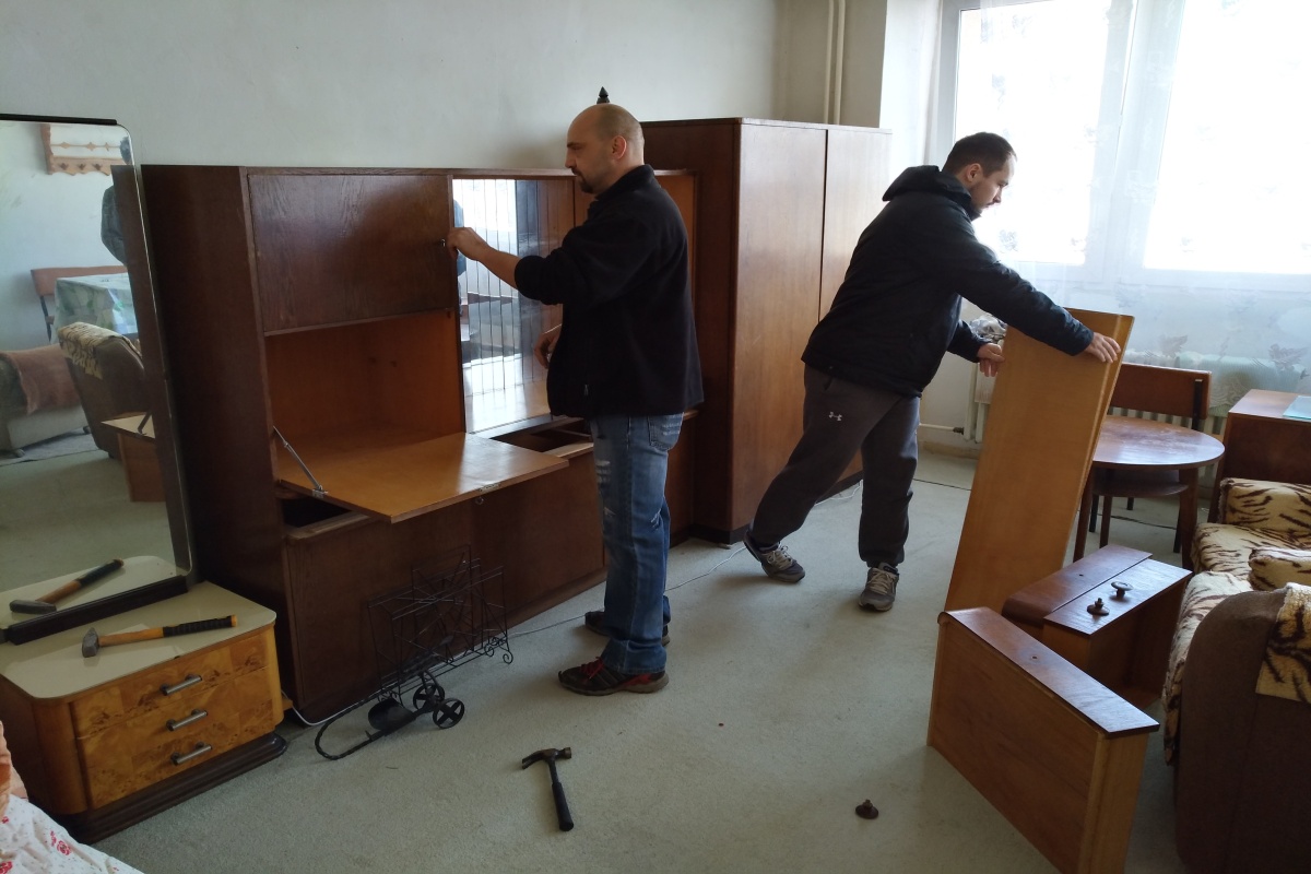 Vyklízecí práce - Obchody levně