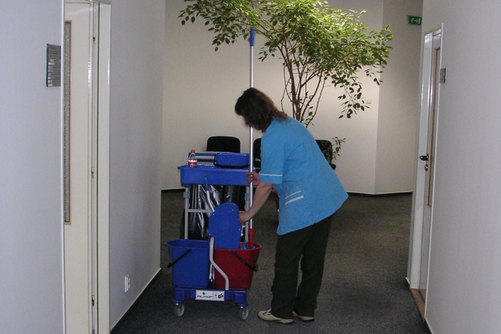 AZclean - úklidové služby