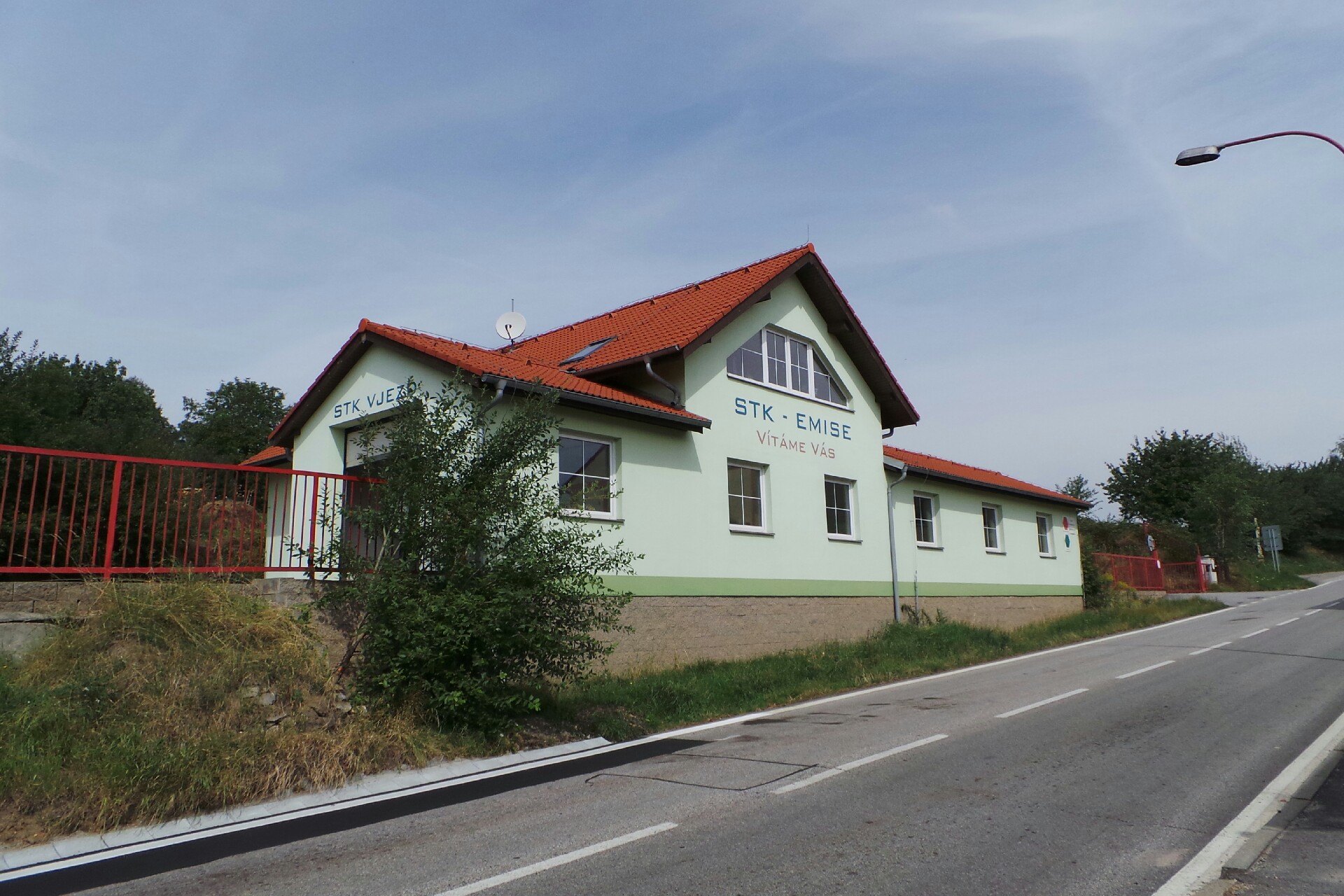 Alena Ládová - DOZER, s.r.o.