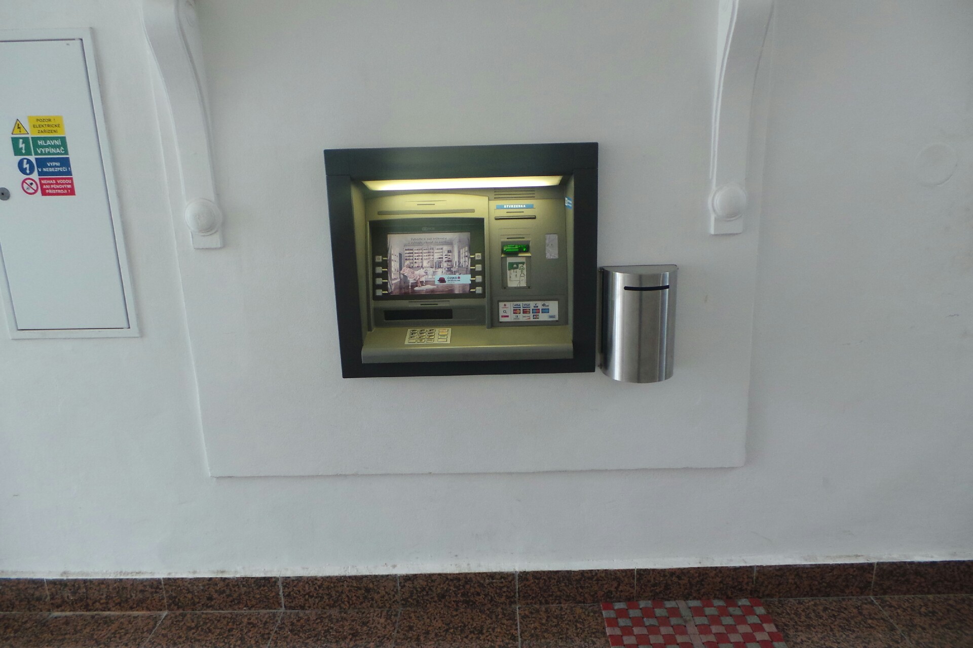 Bankomat České spořitelny