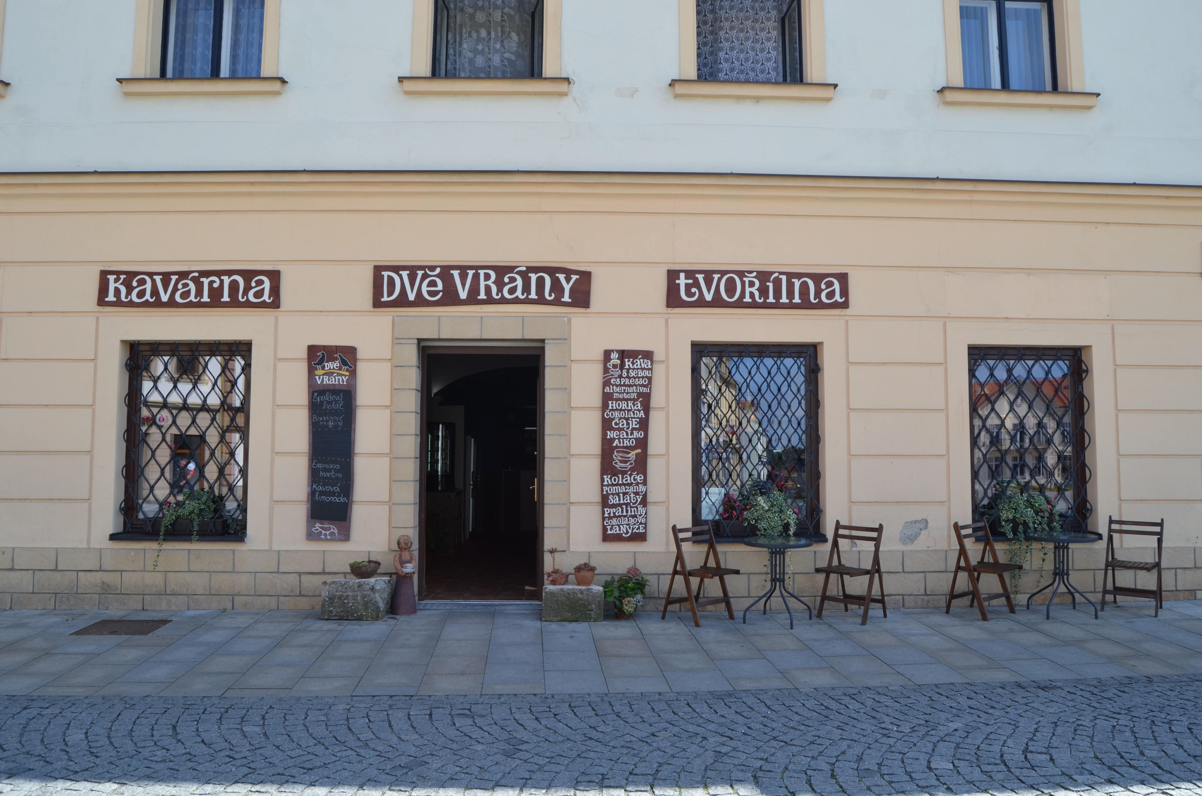 Kavárna Dvě vrány foto 3