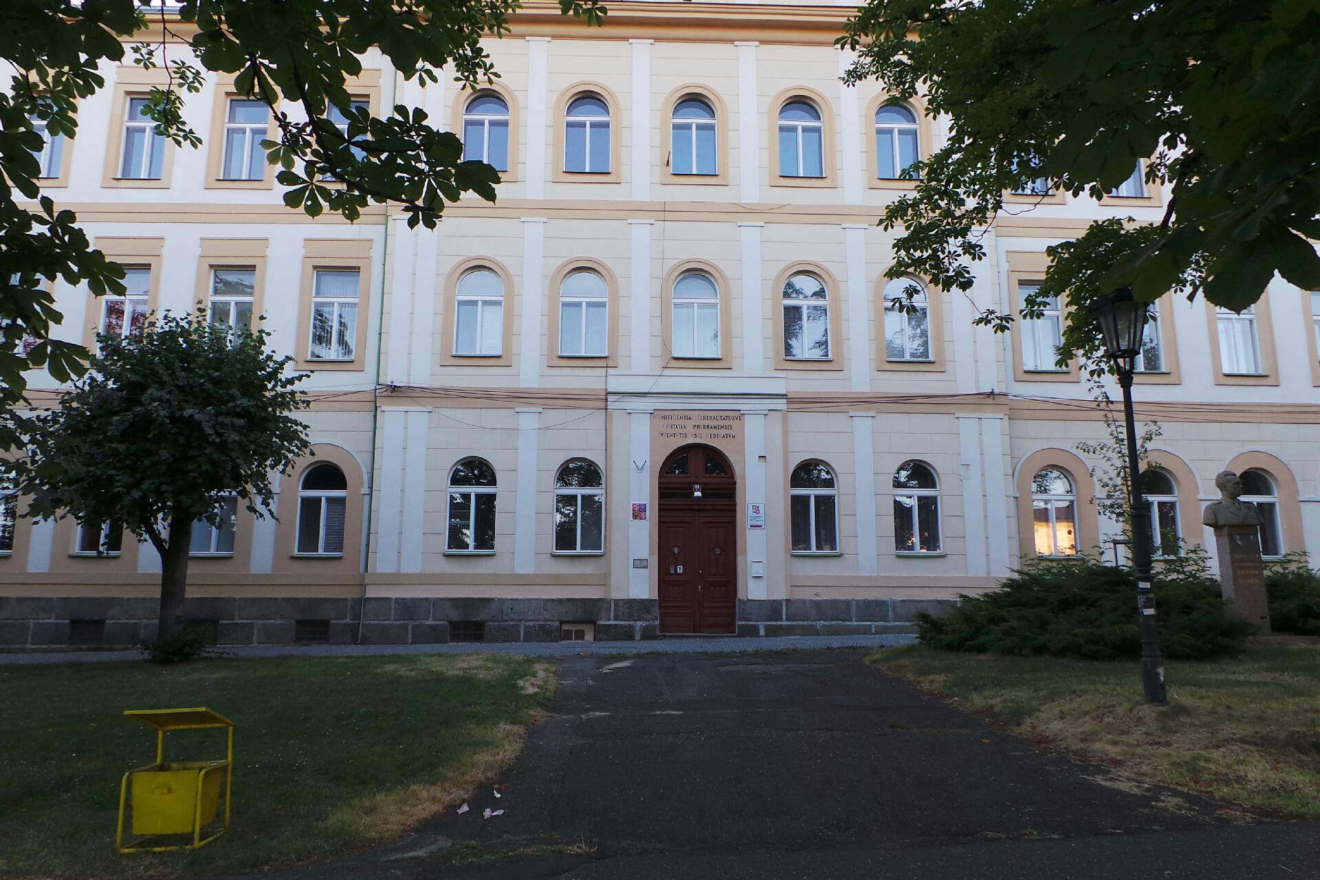 Střední zdravotnická škola a Vyšší odborná škola zdravotnická, Příbram