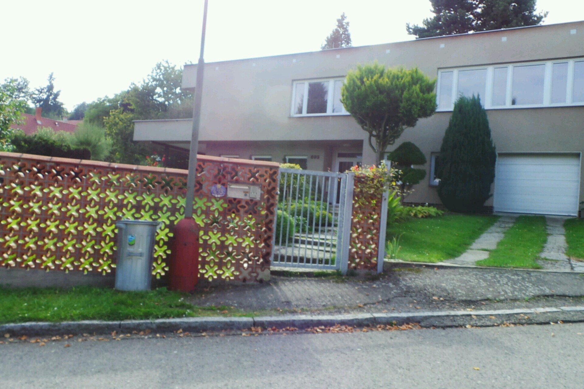 Nakladatelství Carolus - MUDr. Karel Pejša