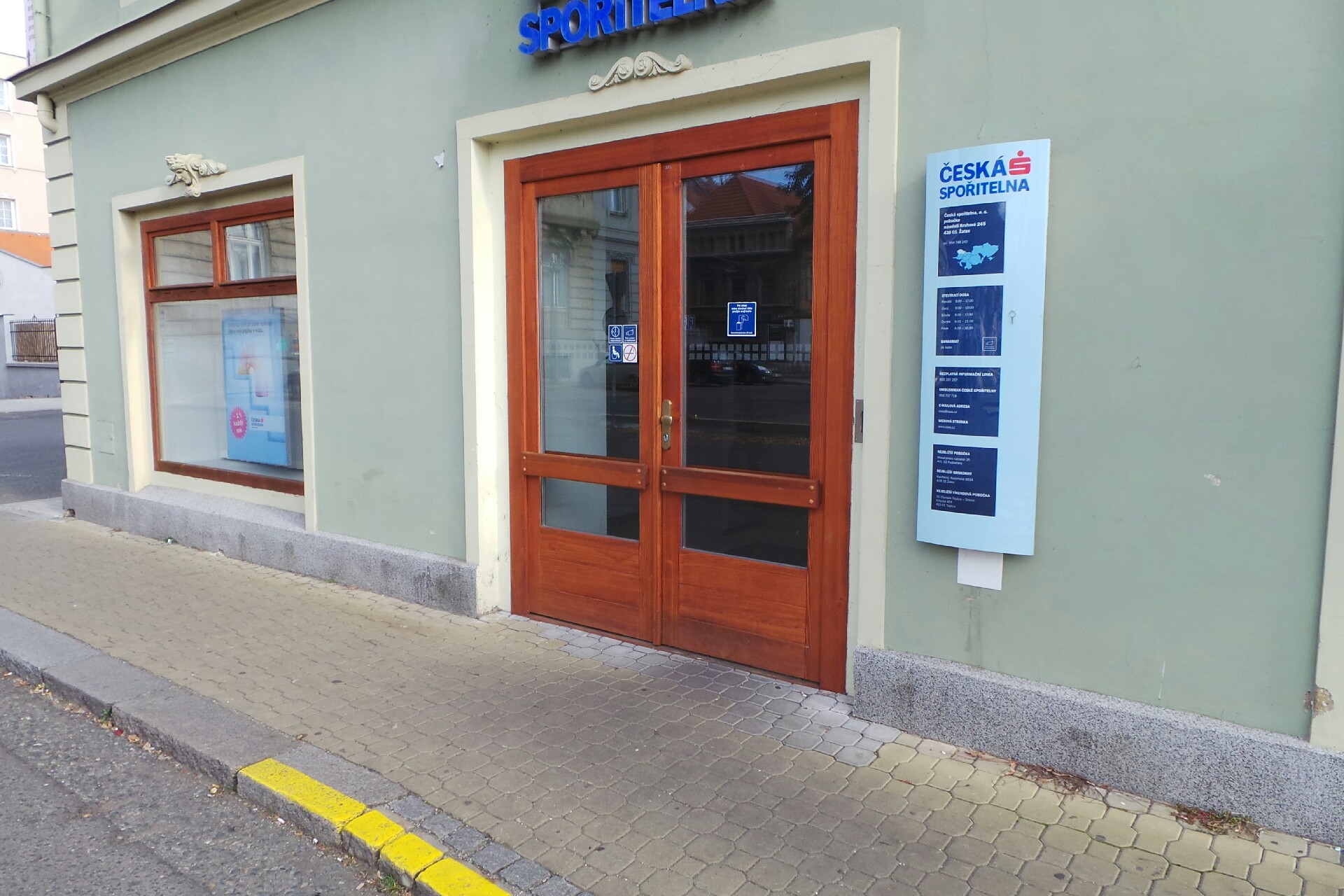 Bankomat České spořitelny foto 2