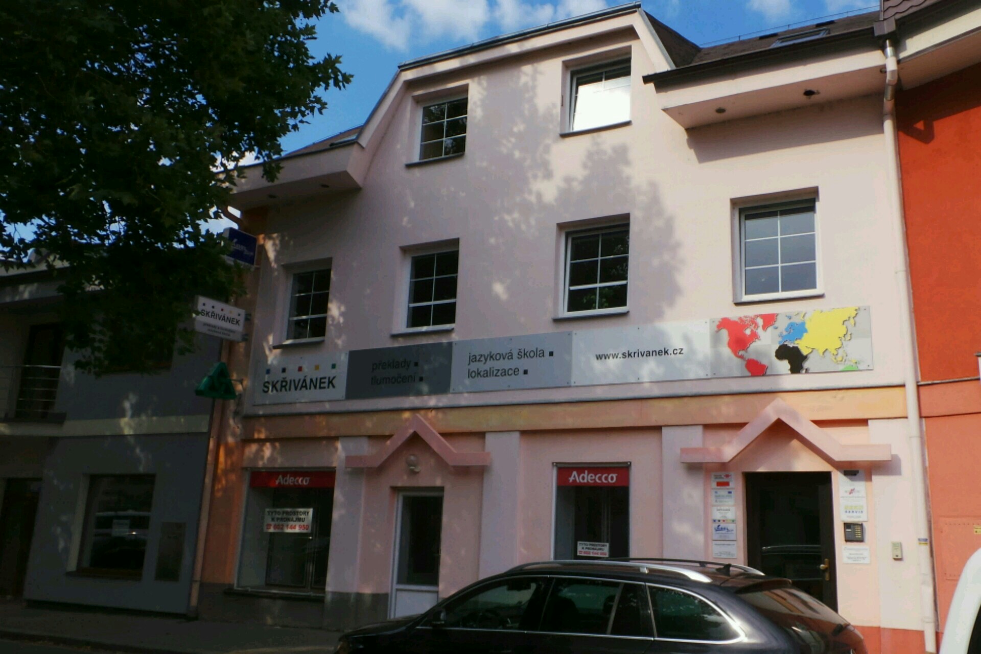 Label design, a.s. foto 1