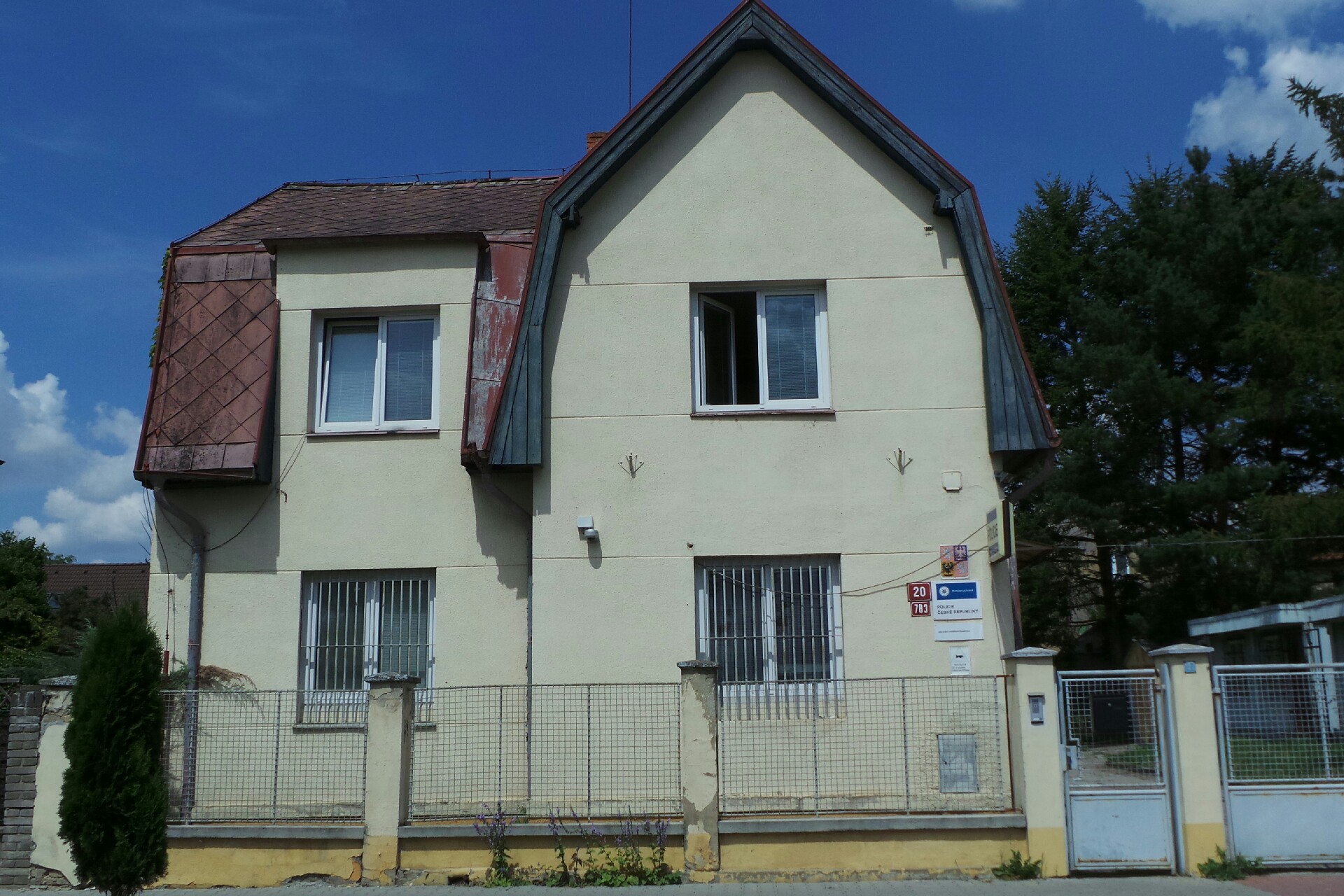 Policie ČR - Obvodní oddělení Hostivice foto 2