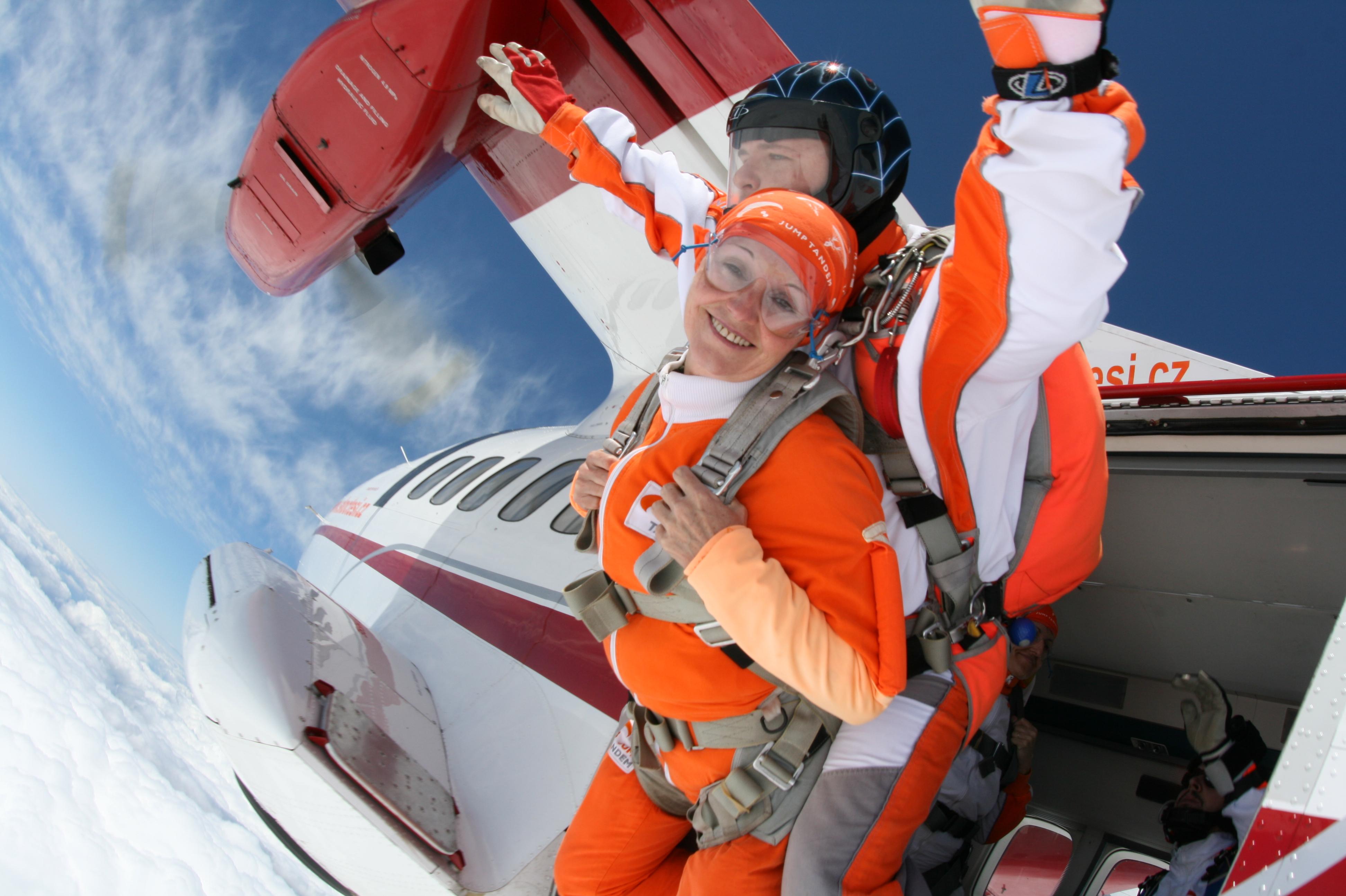 JUMP-TANDEM tandemové seskoky