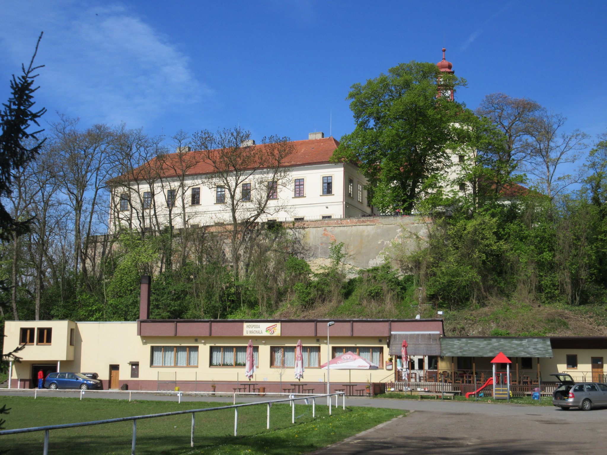 HOSPODA U MÁCHALA foto 4