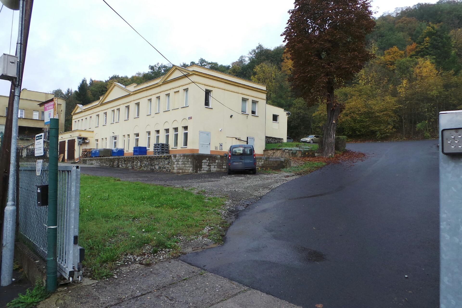 AVAROS s.r.o. - stavební práce