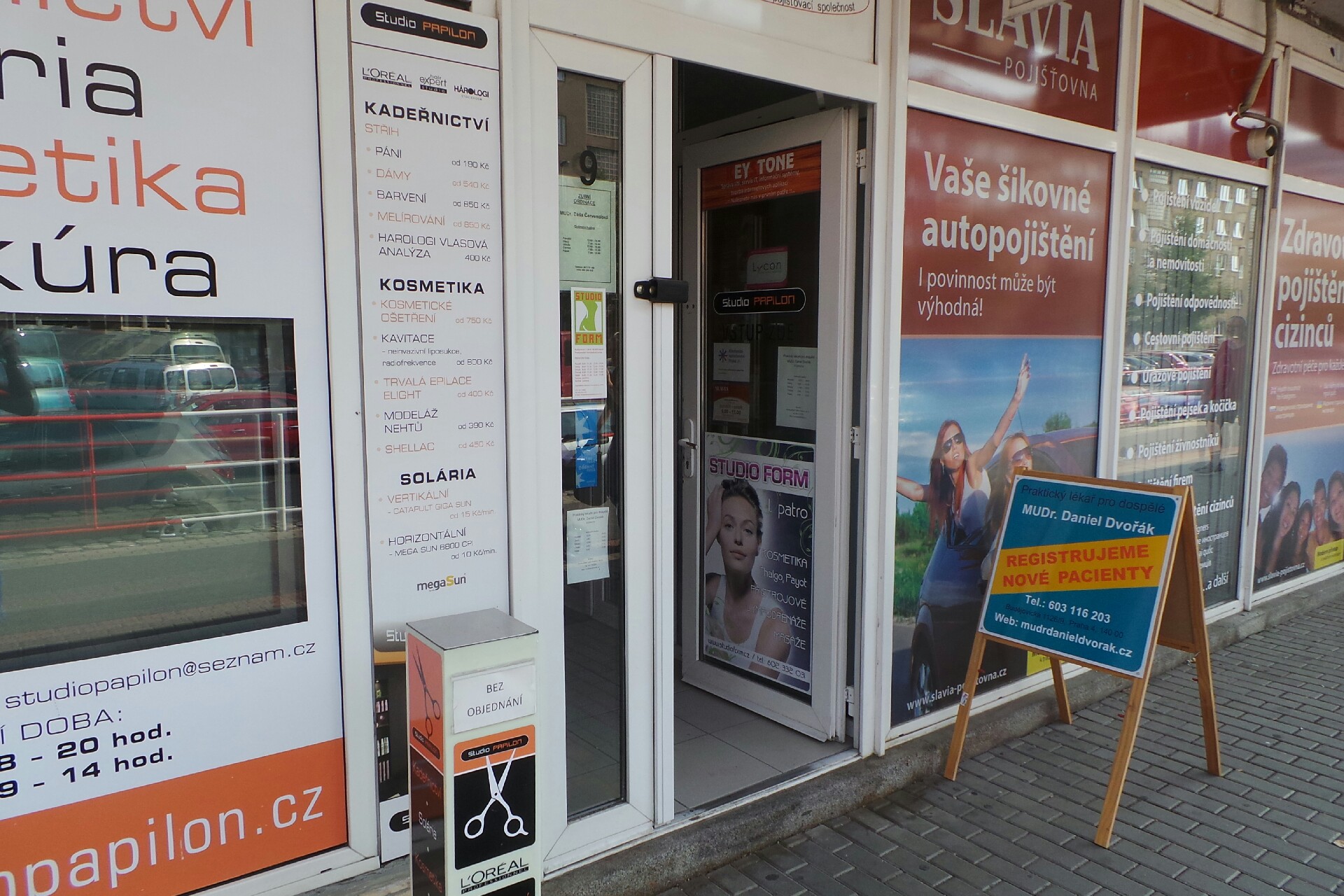 HELLIS HARD BROKER, s.r.o.