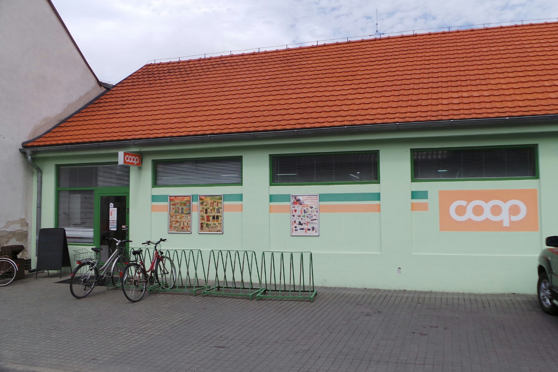 Jednota, spotřební družstvo v Hodoníně - COOP