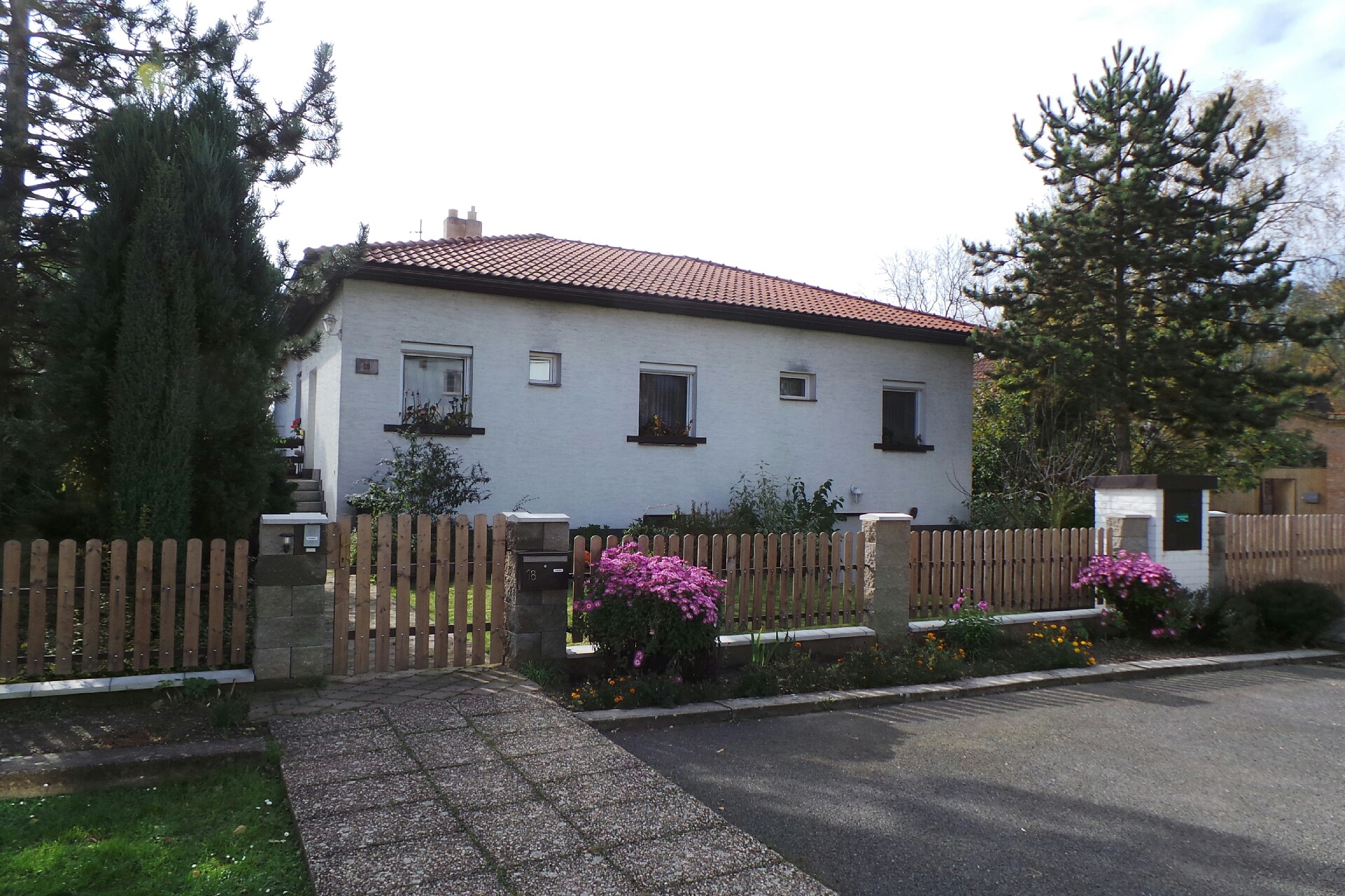 Luděk Kvapil -  Inženýrské služby