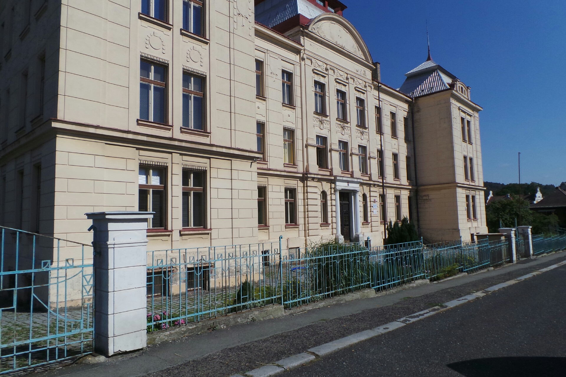 Základní škola T. G. Masaryka a gymnázium Česká Kamenice