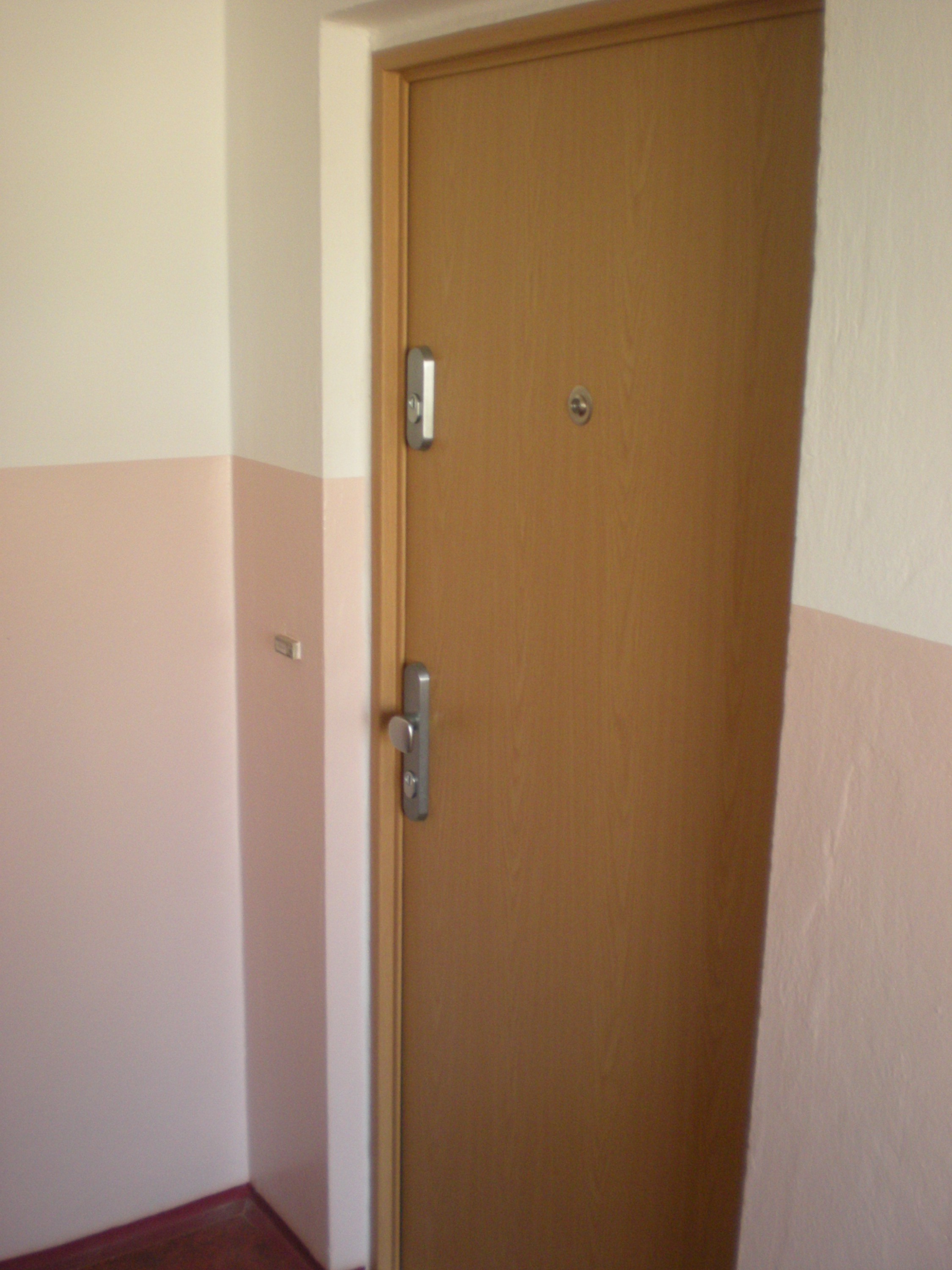Novotný Radim - Renovace dveří - odborný závod Welle foto 5