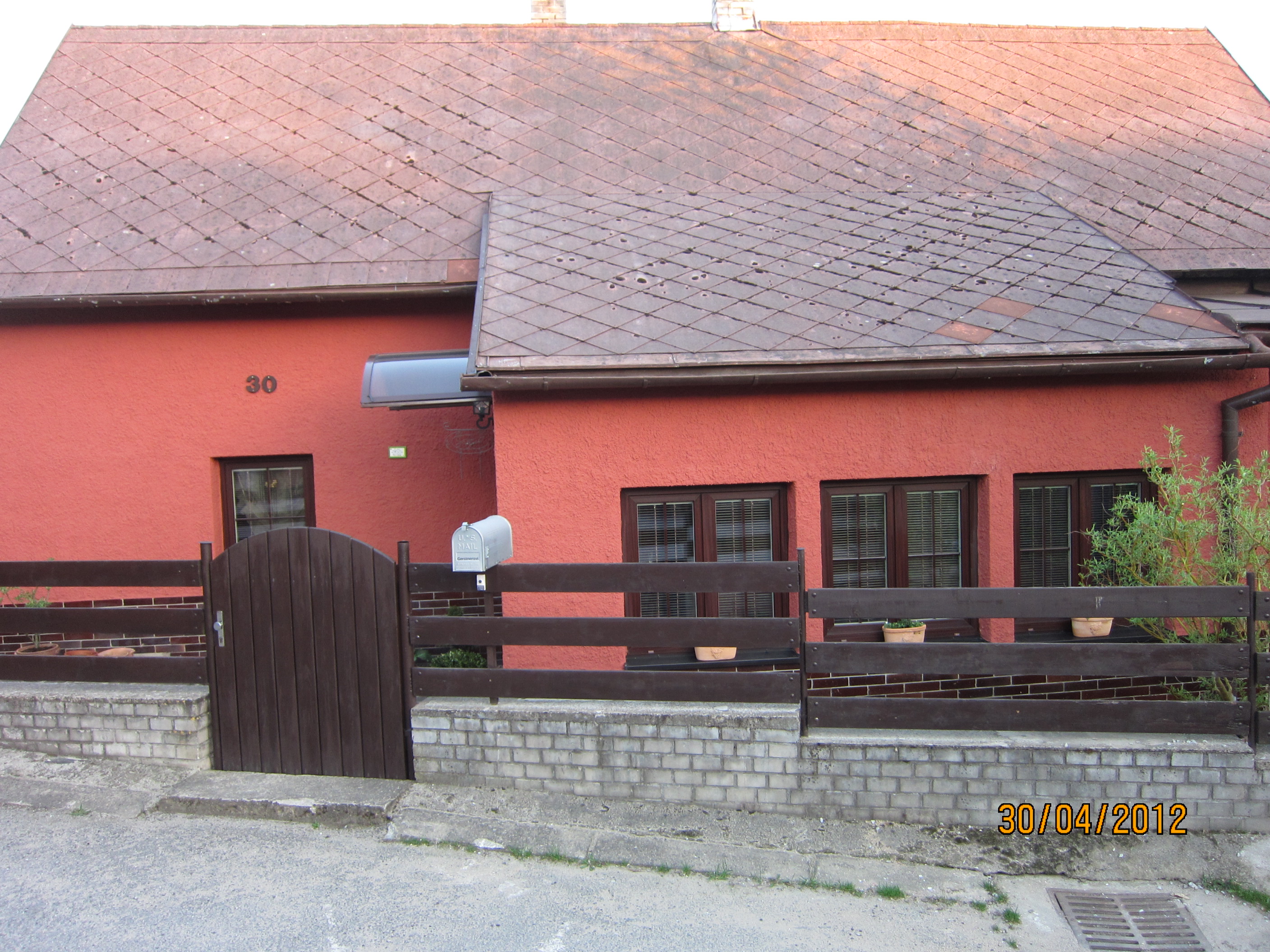 Redok s.r.o. - nátěry střech, výškové práce foto 4