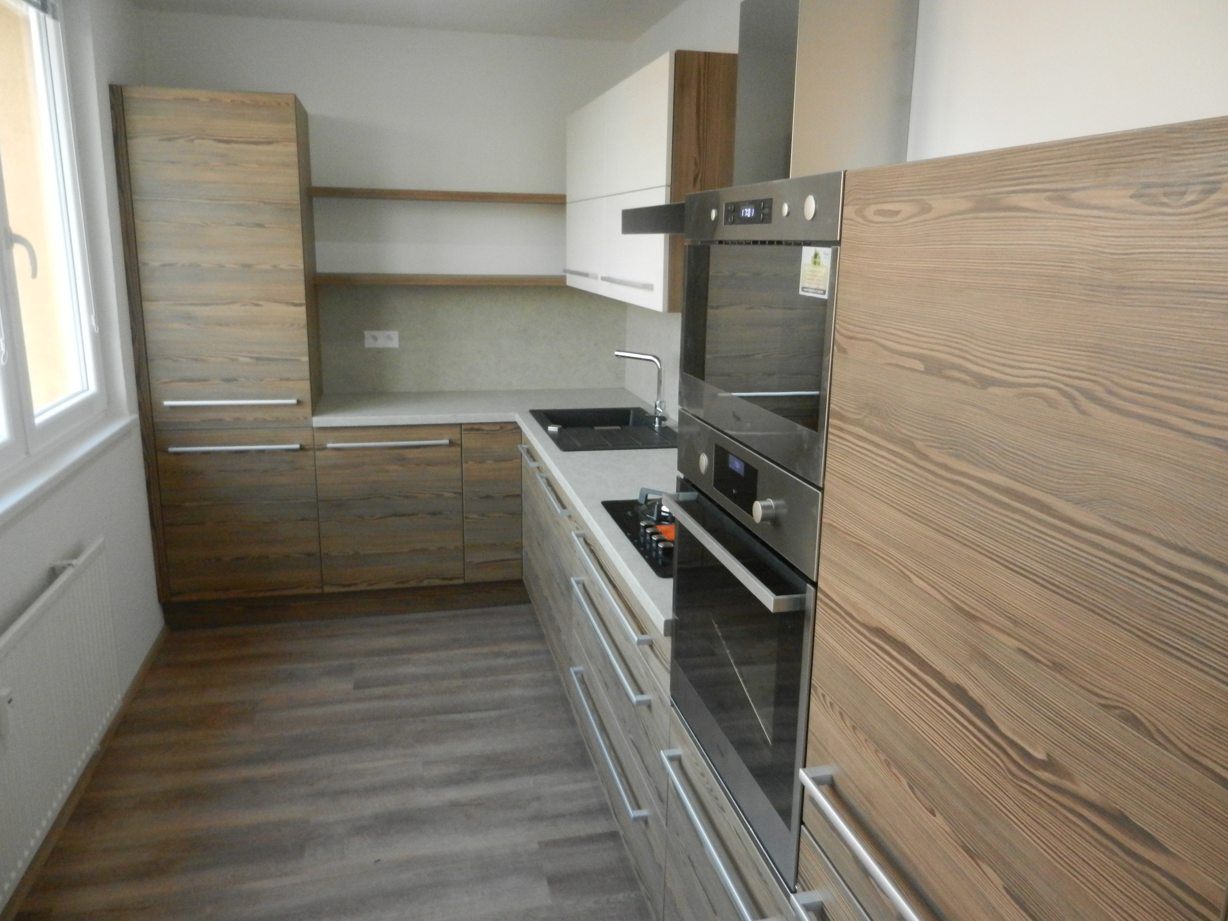 ZařizujiByt.cz - rekonstrukce foto 4