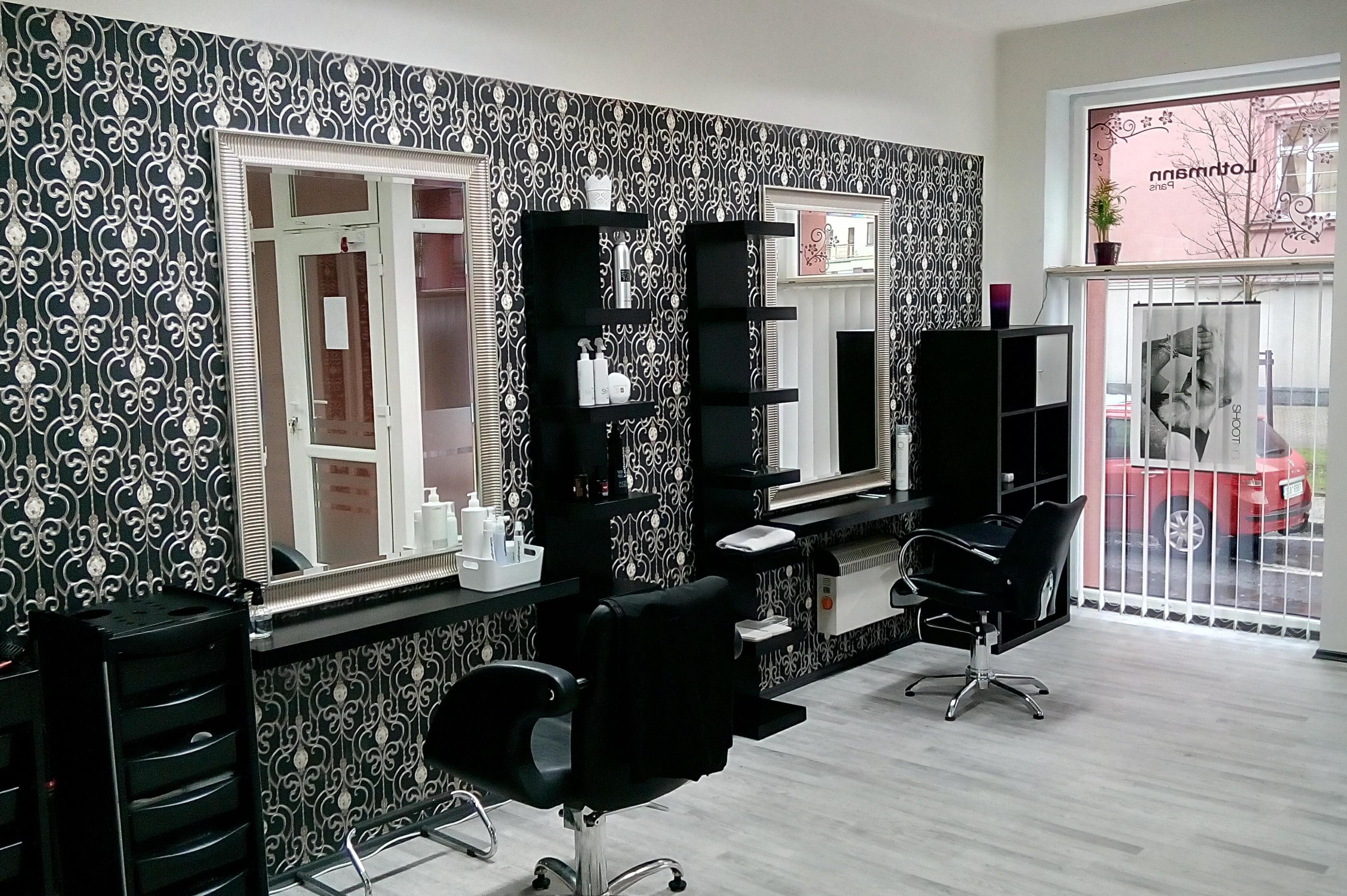 Kadeřnický salon Black and White