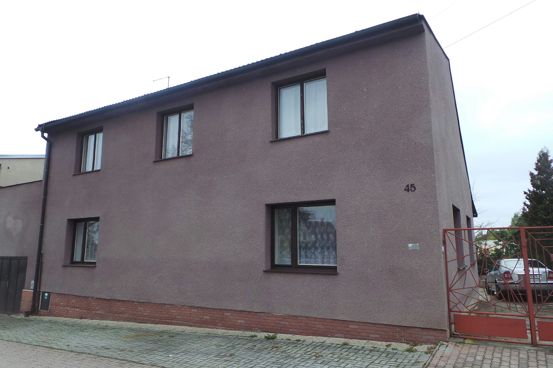 BRISTLE stavební a obchodní, s.r.o. foto 1