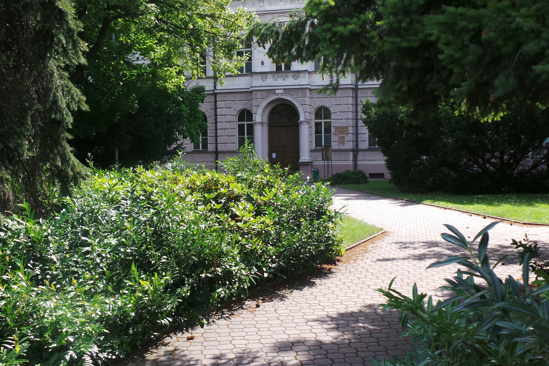 Gymnázium Ladislava Jaroše Holešov