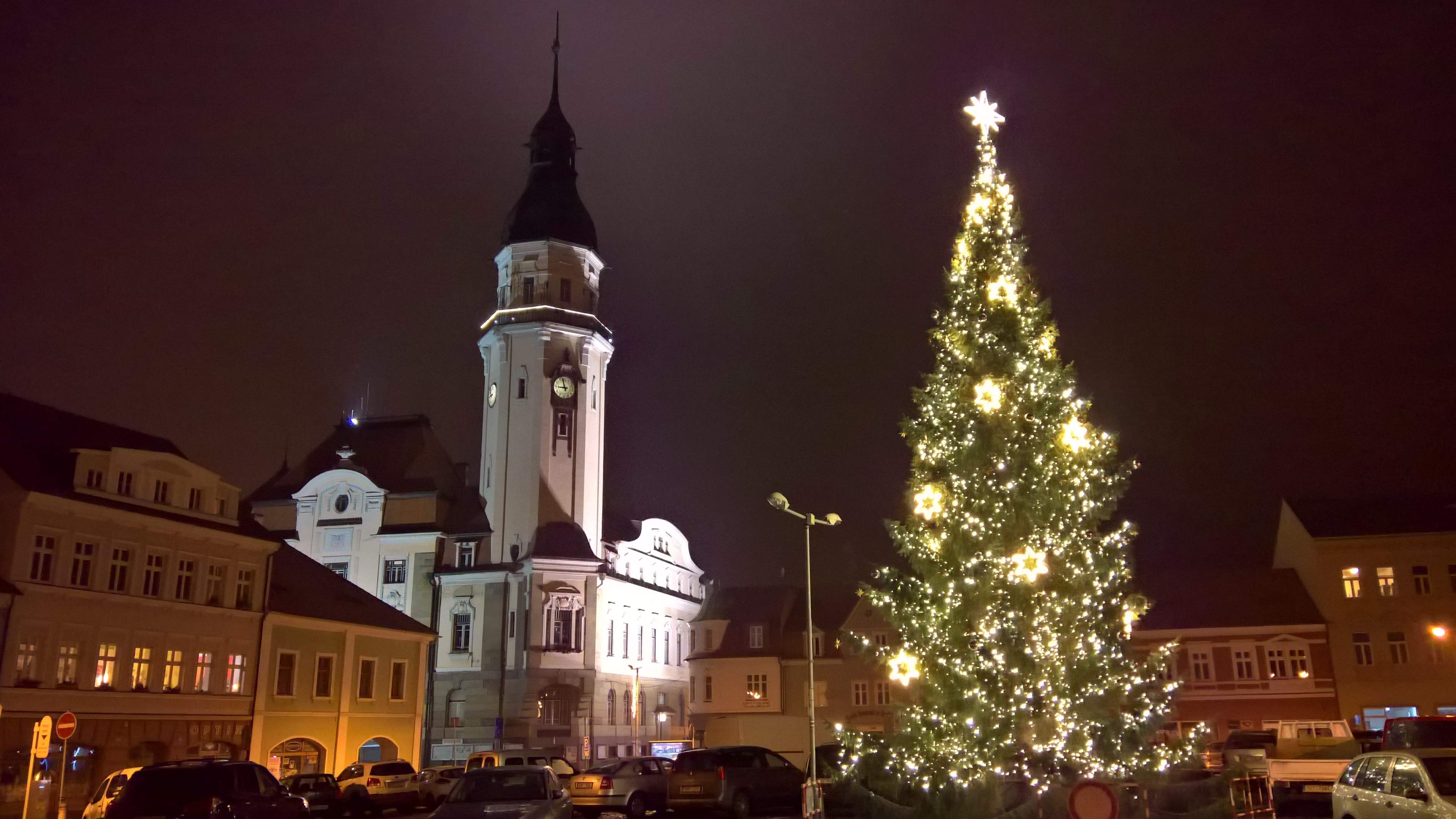 Bílina - městský úřad foto 3