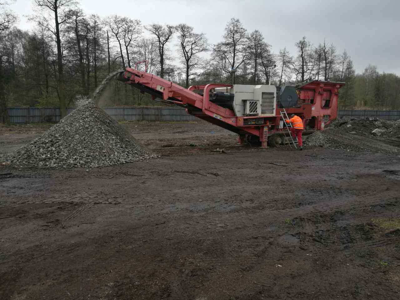 Recyklační středisko - SYPKÉ HMOTY s.r.o. foto 3