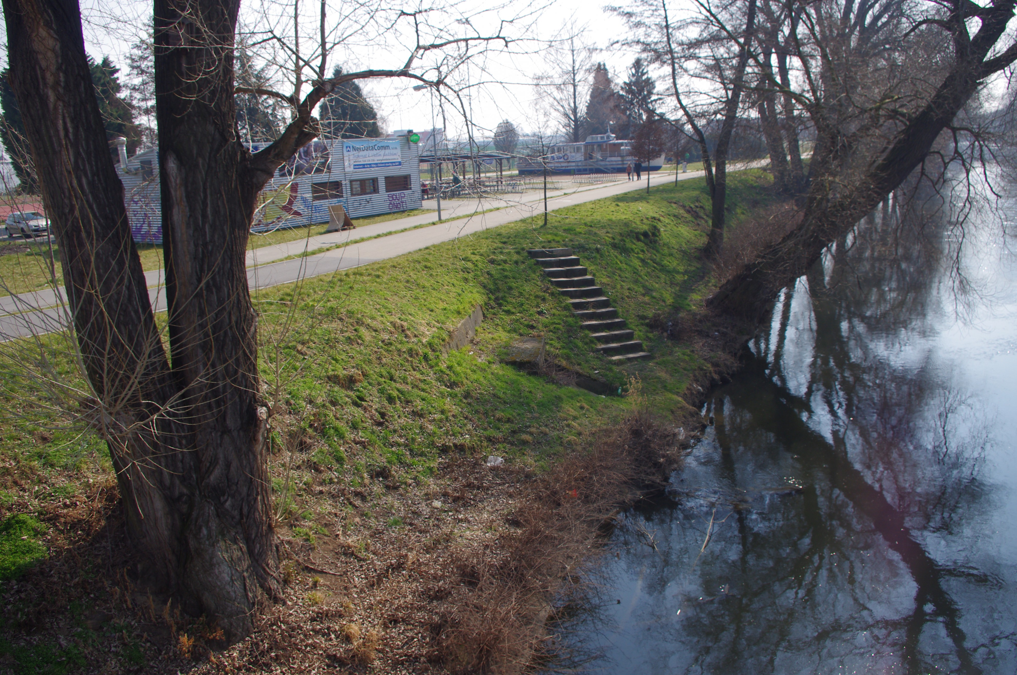 Občerstvení U lampy foto 2