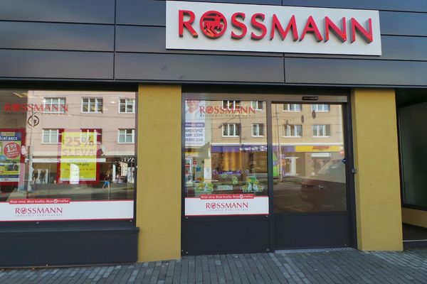 rossmann-zl-n-i-o-61246093-adresa-a-telefon-firmy-cz