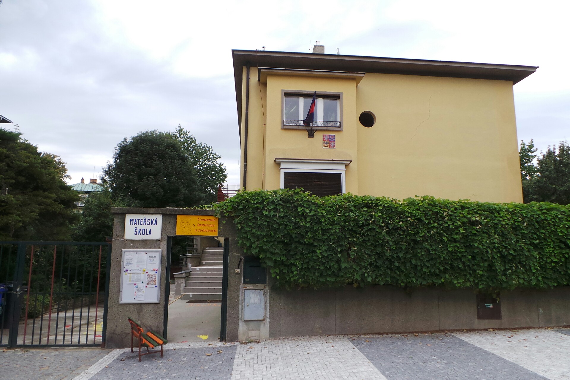 MŠ Charlese de Gaulla, Praha 6