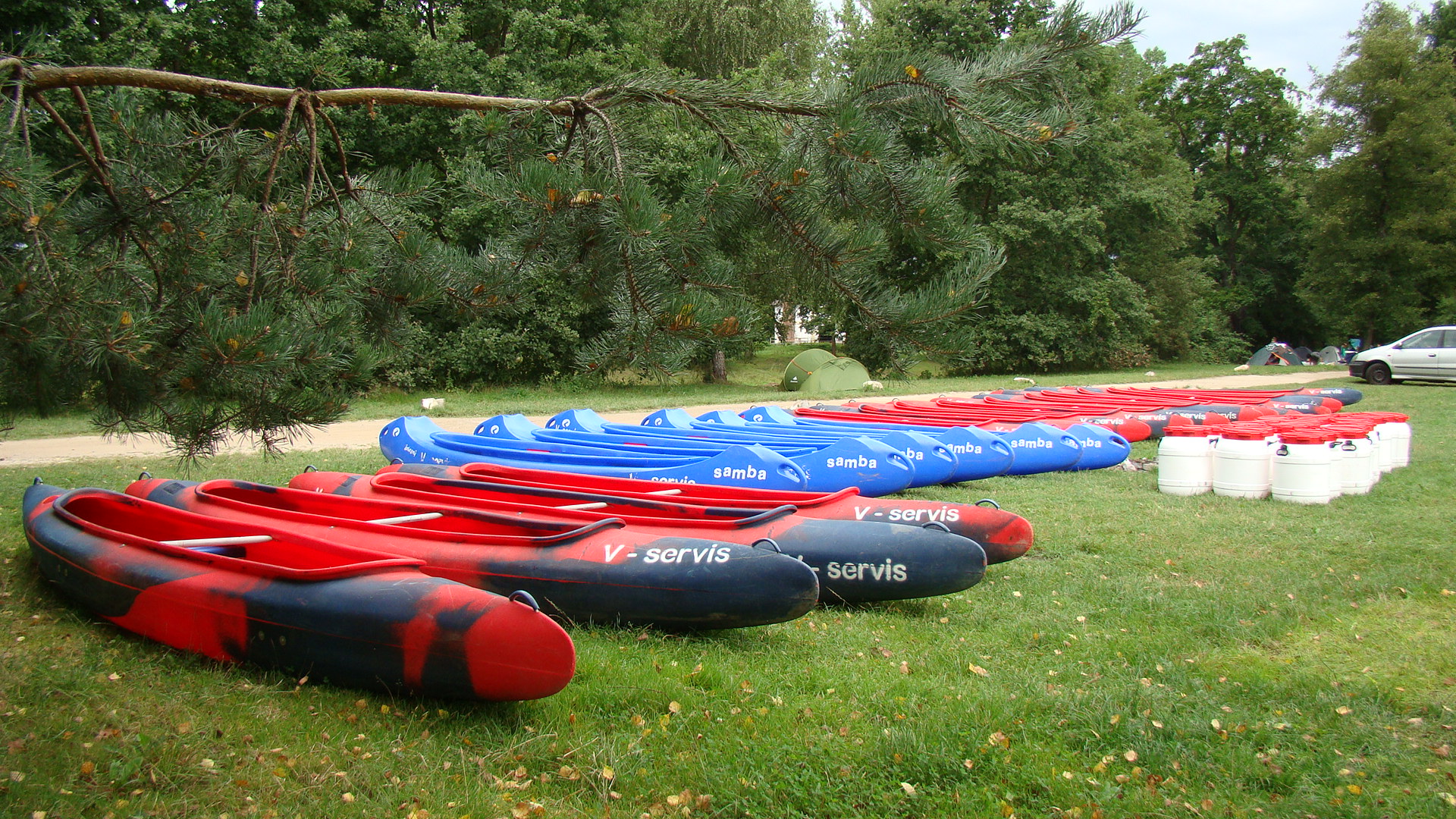 Půjčovna lodí a raftů V-servis foto 3