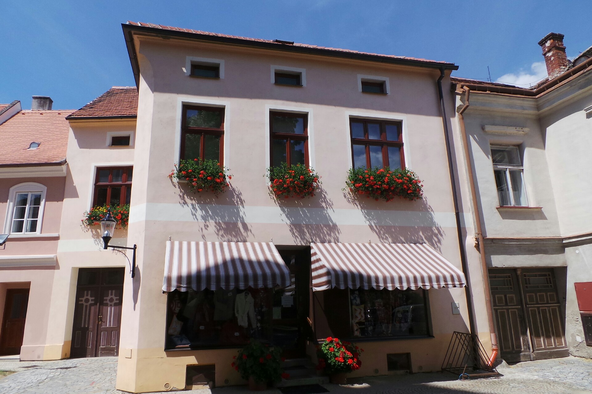 Vlastimil Žákovský-nadměrné oděvy foto 3