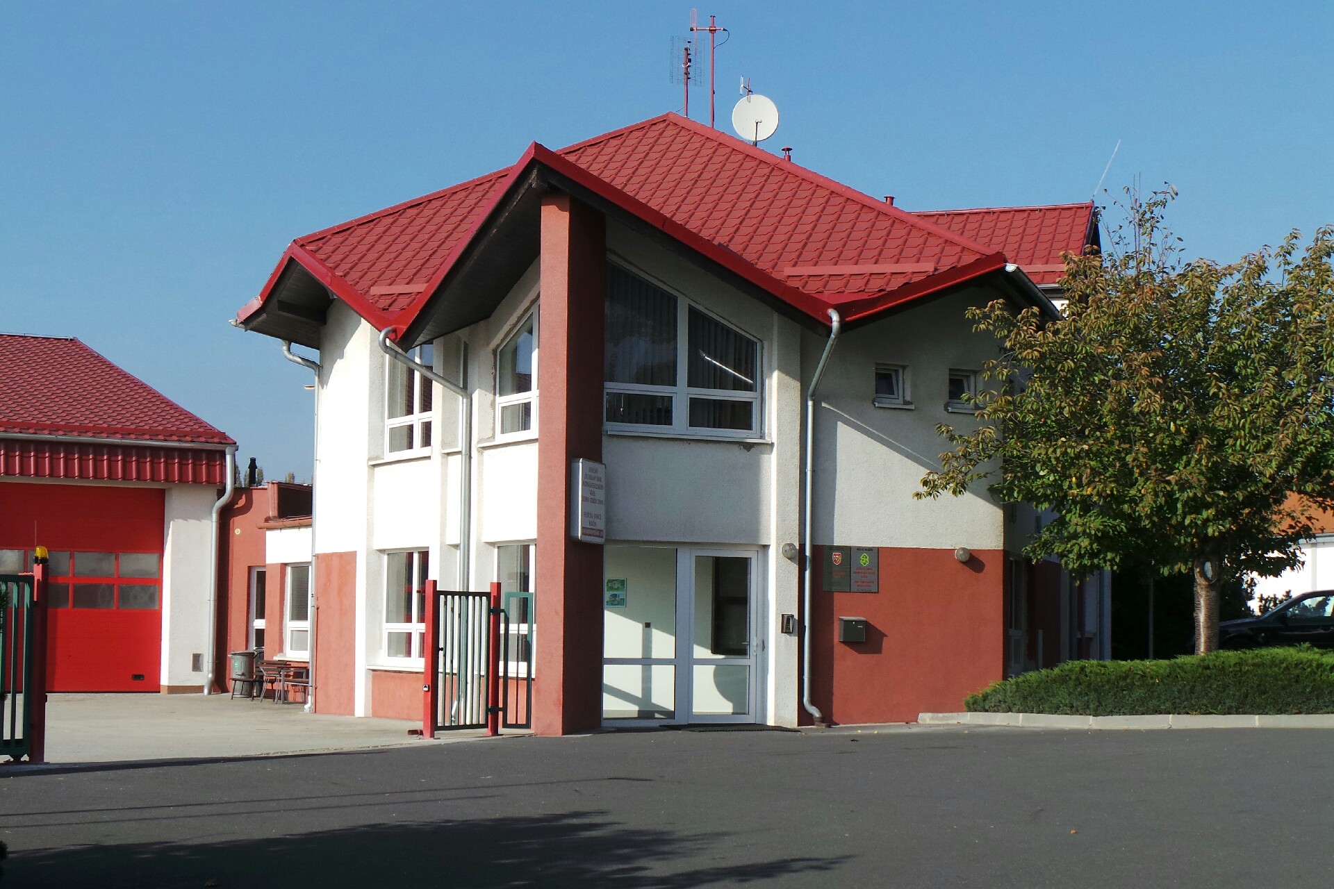 Hasičský záchranný sbor Moravskoslezského kraje - Pobočná požární stanice Hlučín