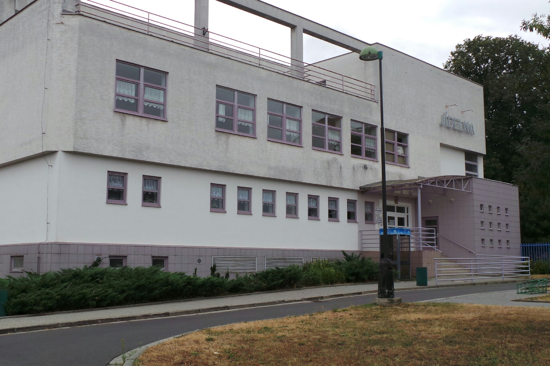 Zařízení školního stravování Přerov, Kratochvílova 30